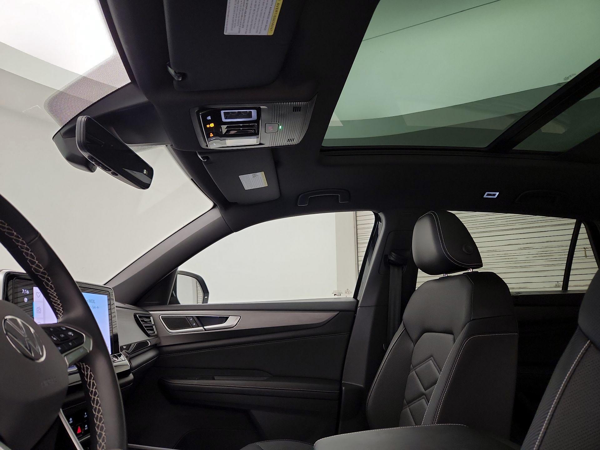 Thumbnail: 2024 Volkswagen Atlas - 19