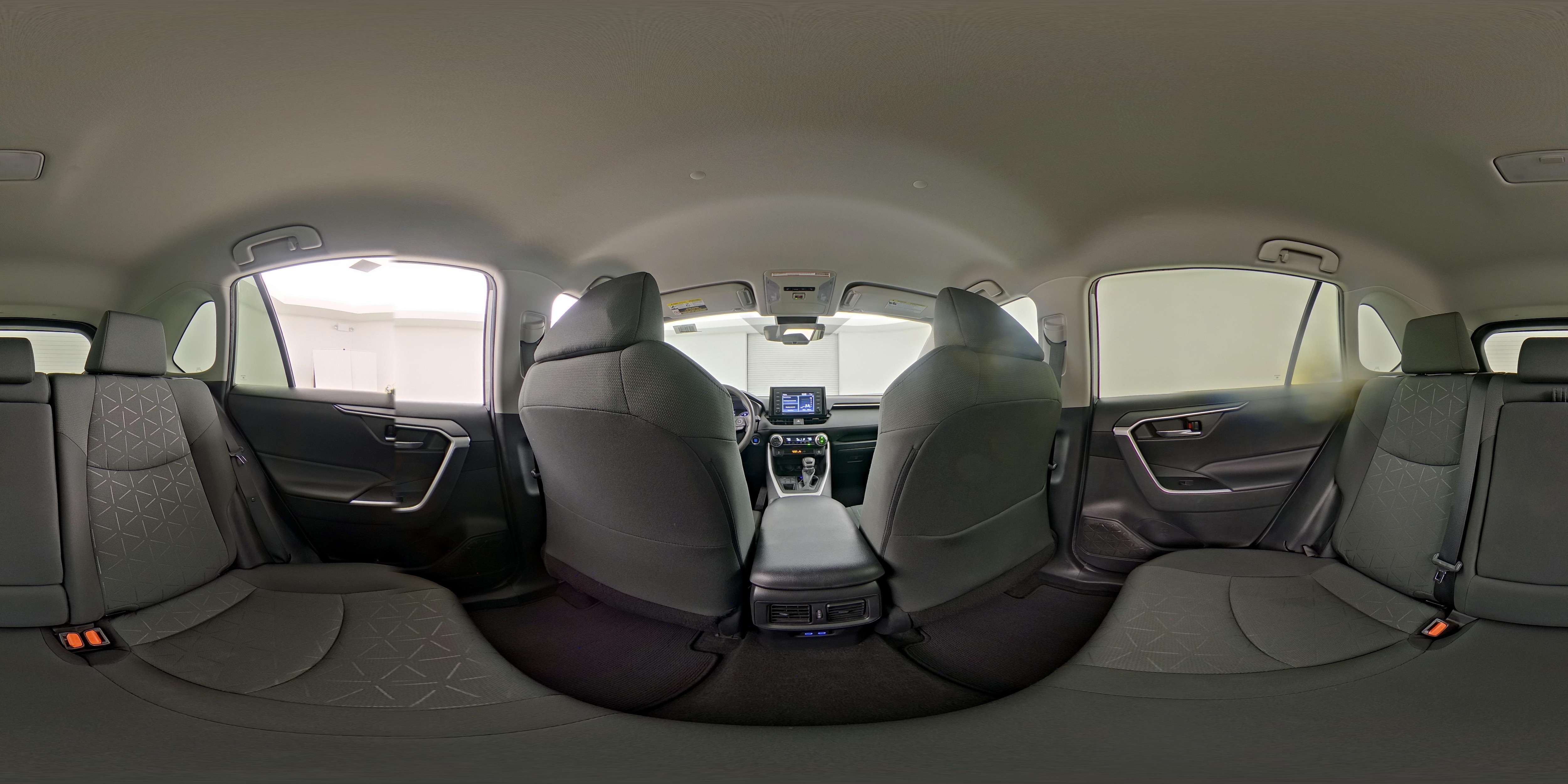 2022 Toyota RAV4 XLE - Photo 25