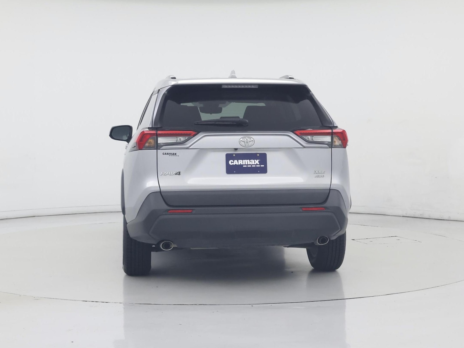2022 Toyota RAV4 XLE - Photo 7