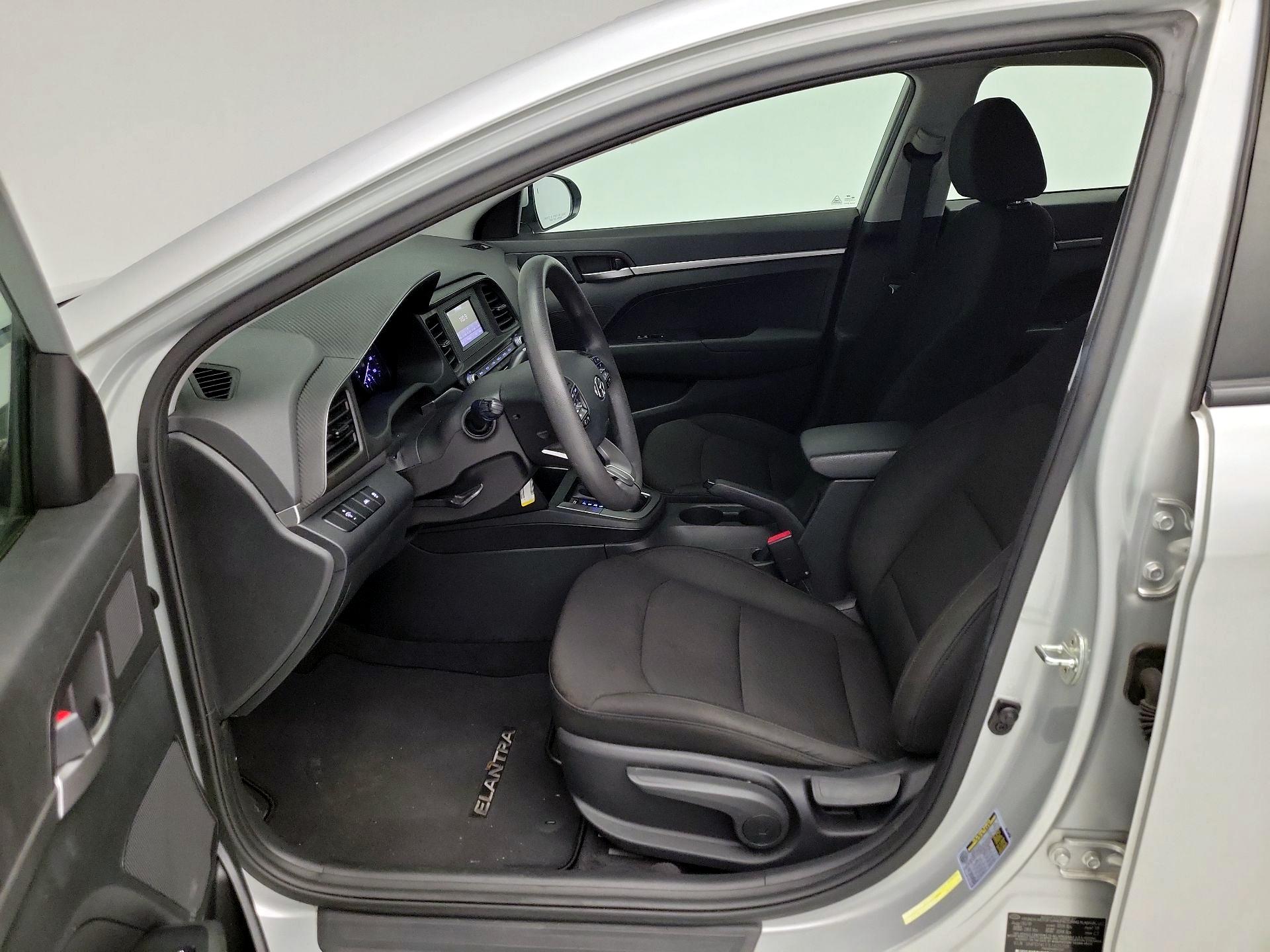Thumbnail: 2020 Hyundai Elantra - 11