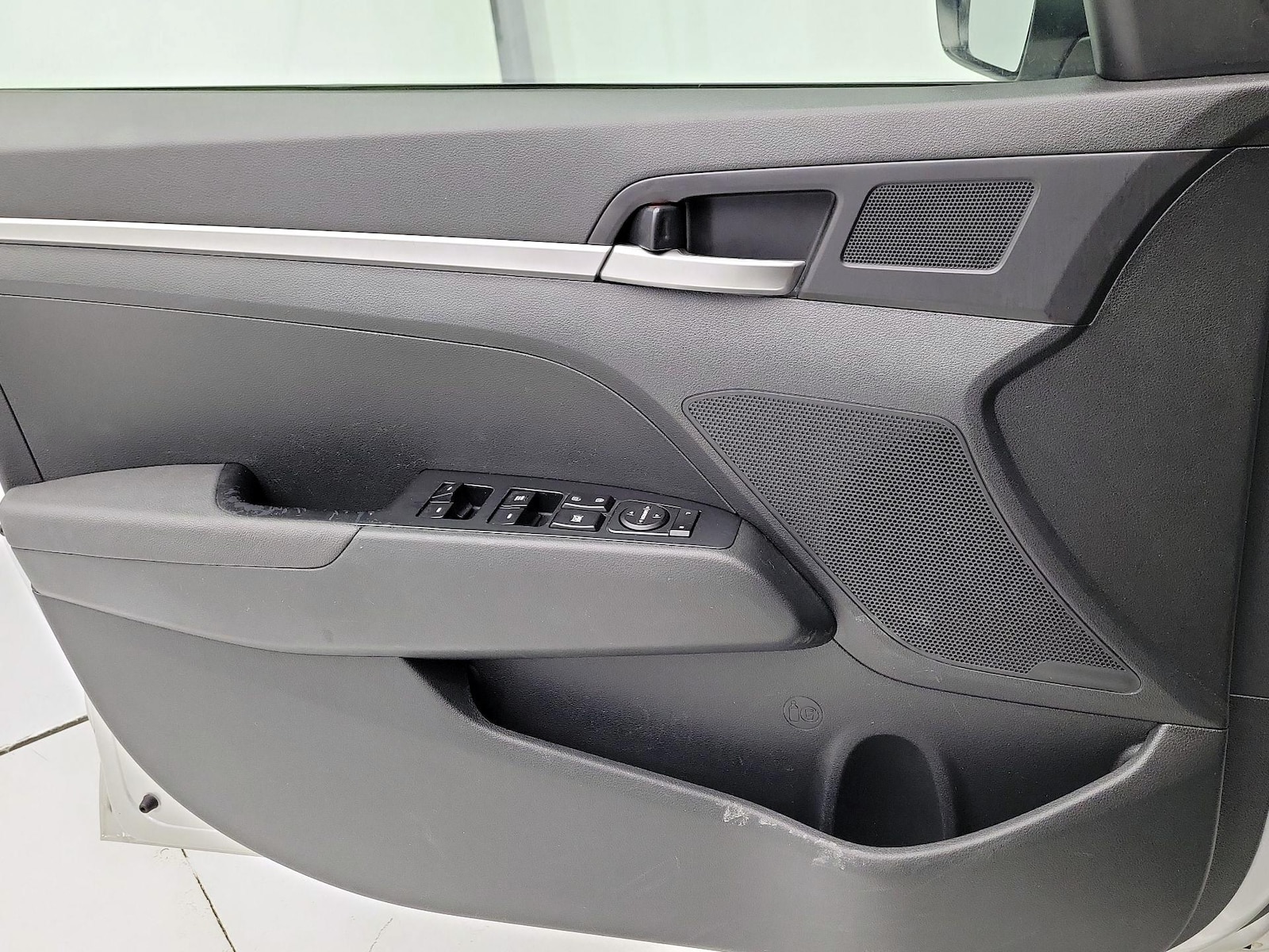 2020 Hyundai Elantra SE - Photo 13