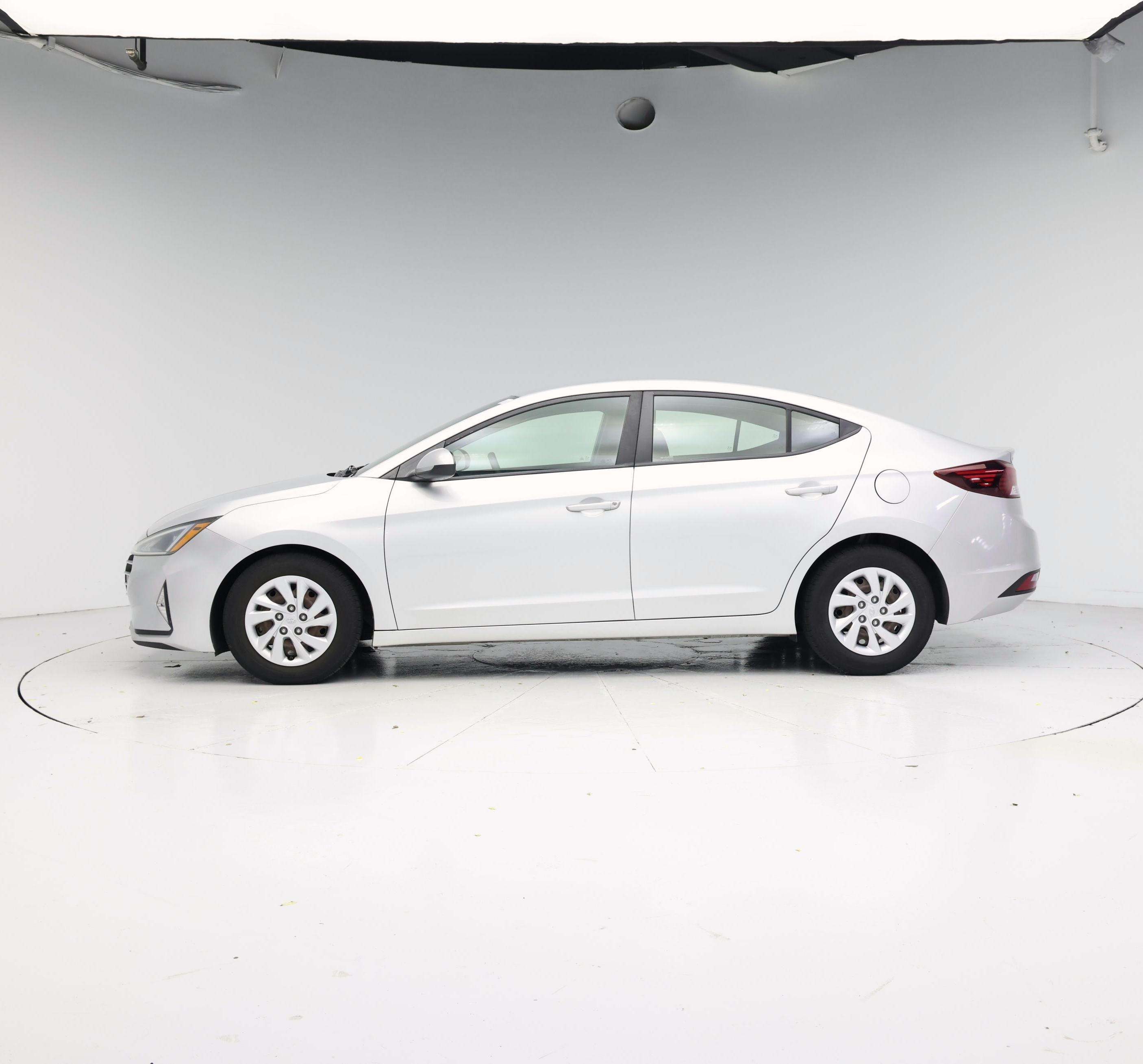 Thumbnail: 2020 Hyundai Elantra - 3