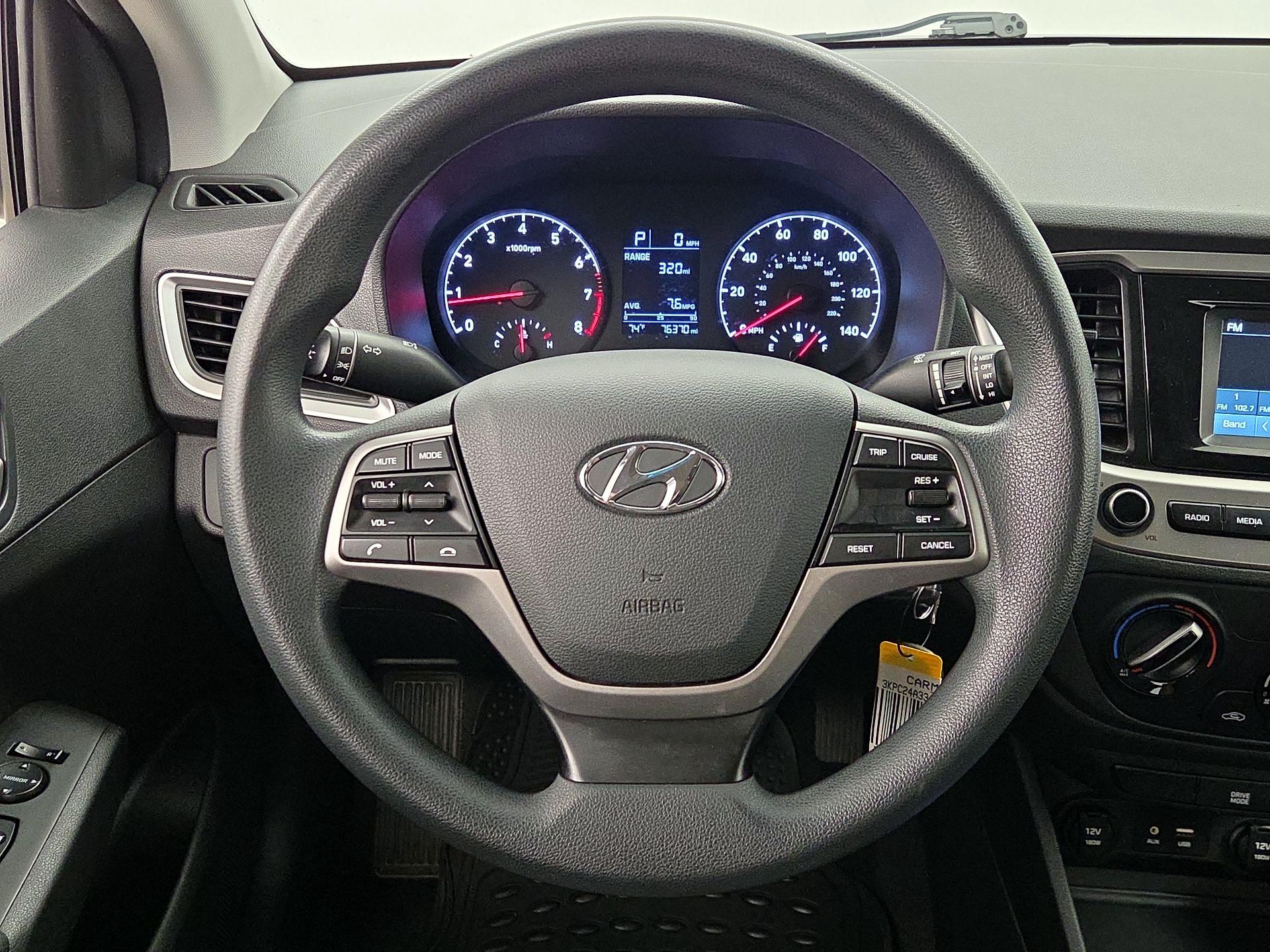 Thumbnail: 2018 Hyundai Accent - 10