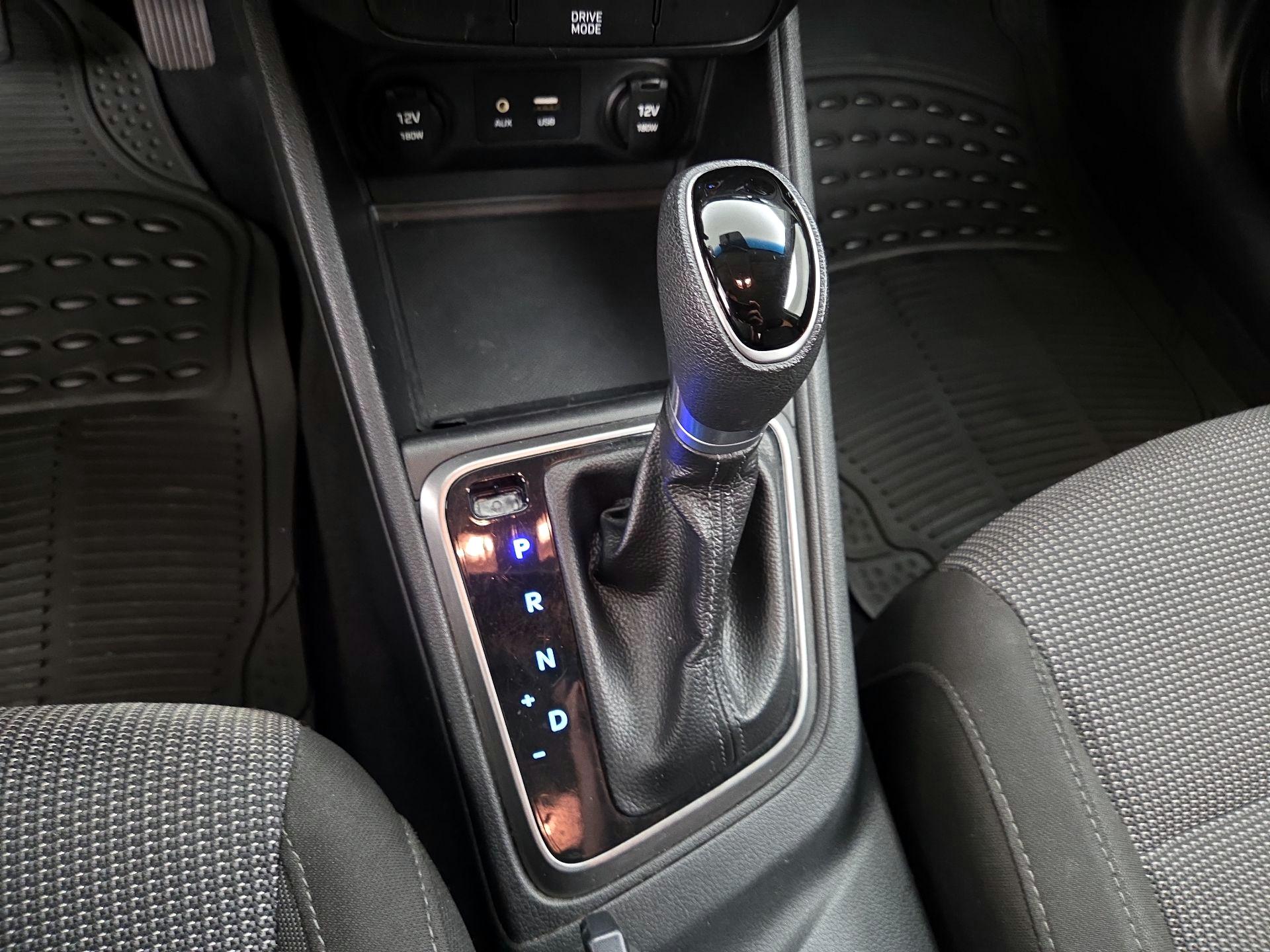 Thumbnail: 2018 Hyundai Accent - 17