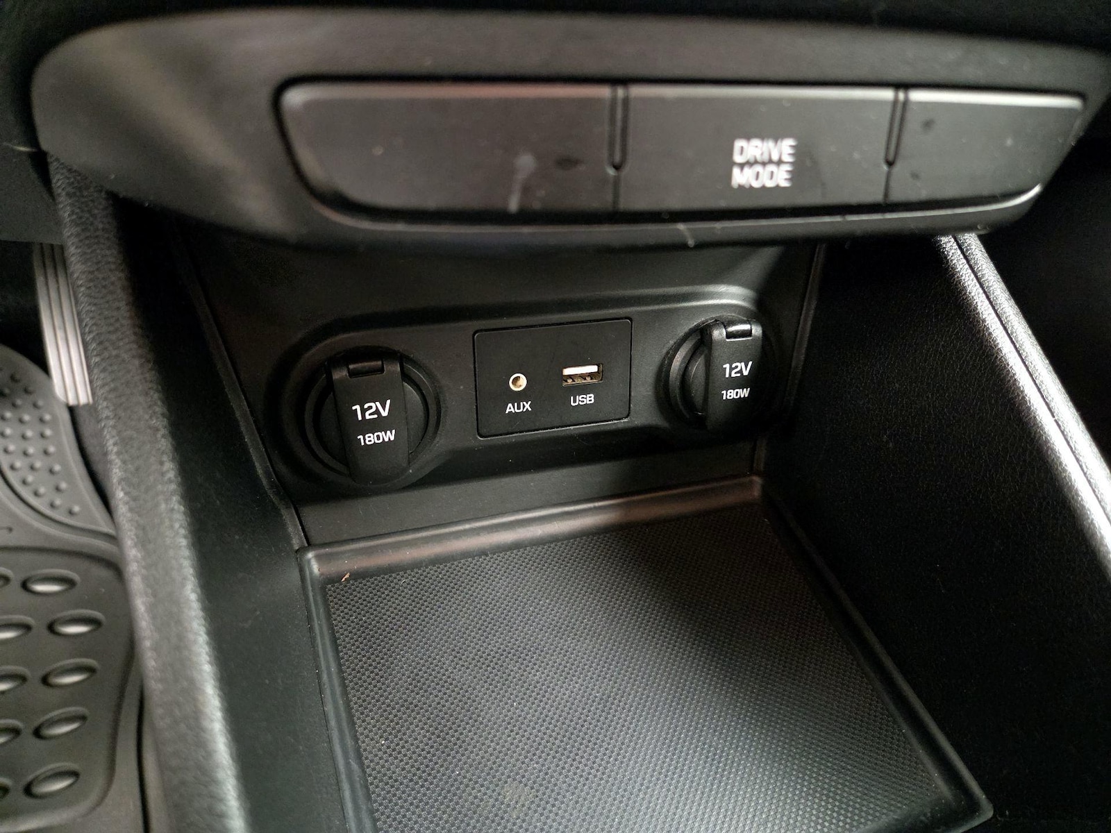 2018 Hyundai Accent SE - Photo 19
