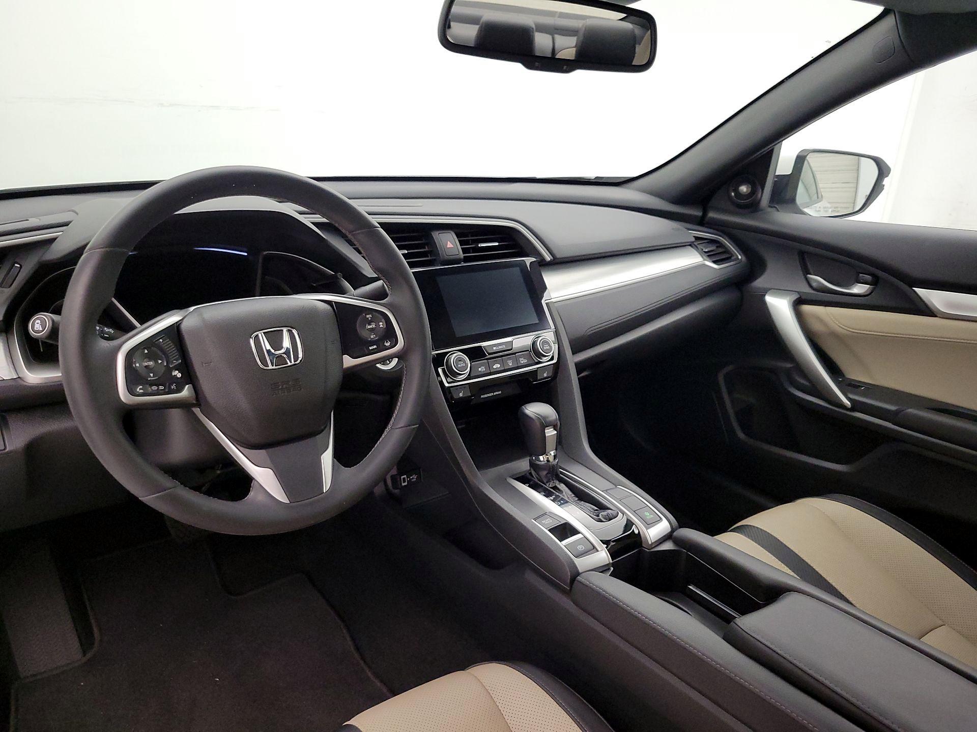 Thumbnail: 2016 Honda Civic - 9