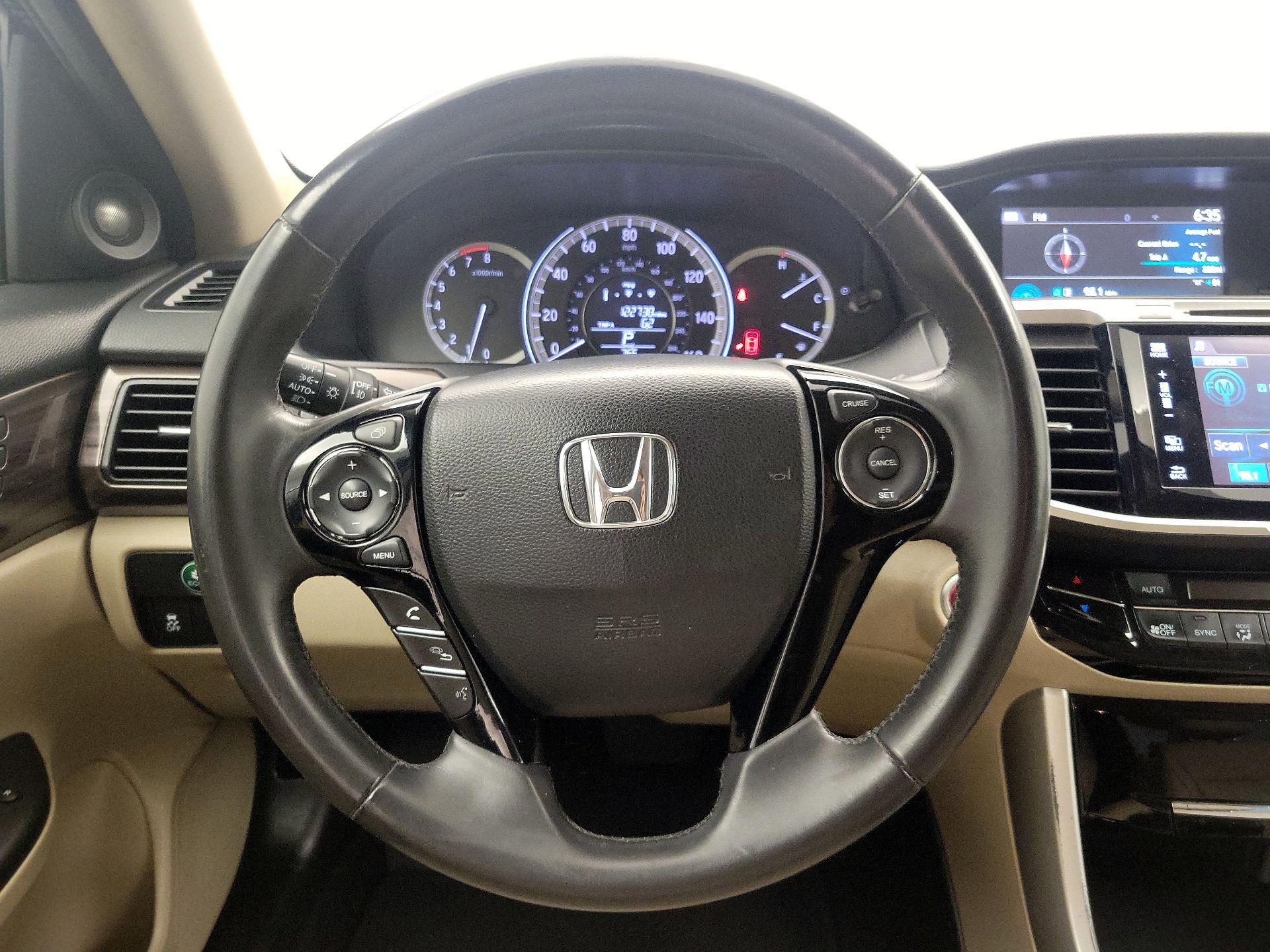 Thumbnail: 2017 Honda Accord - 10