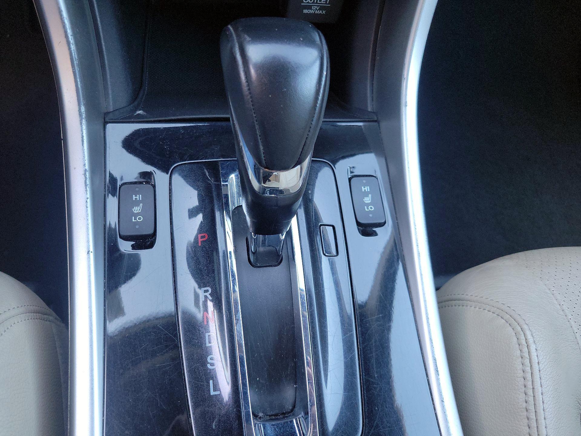 Thumbnail: 2017 Honda Accord - 17
