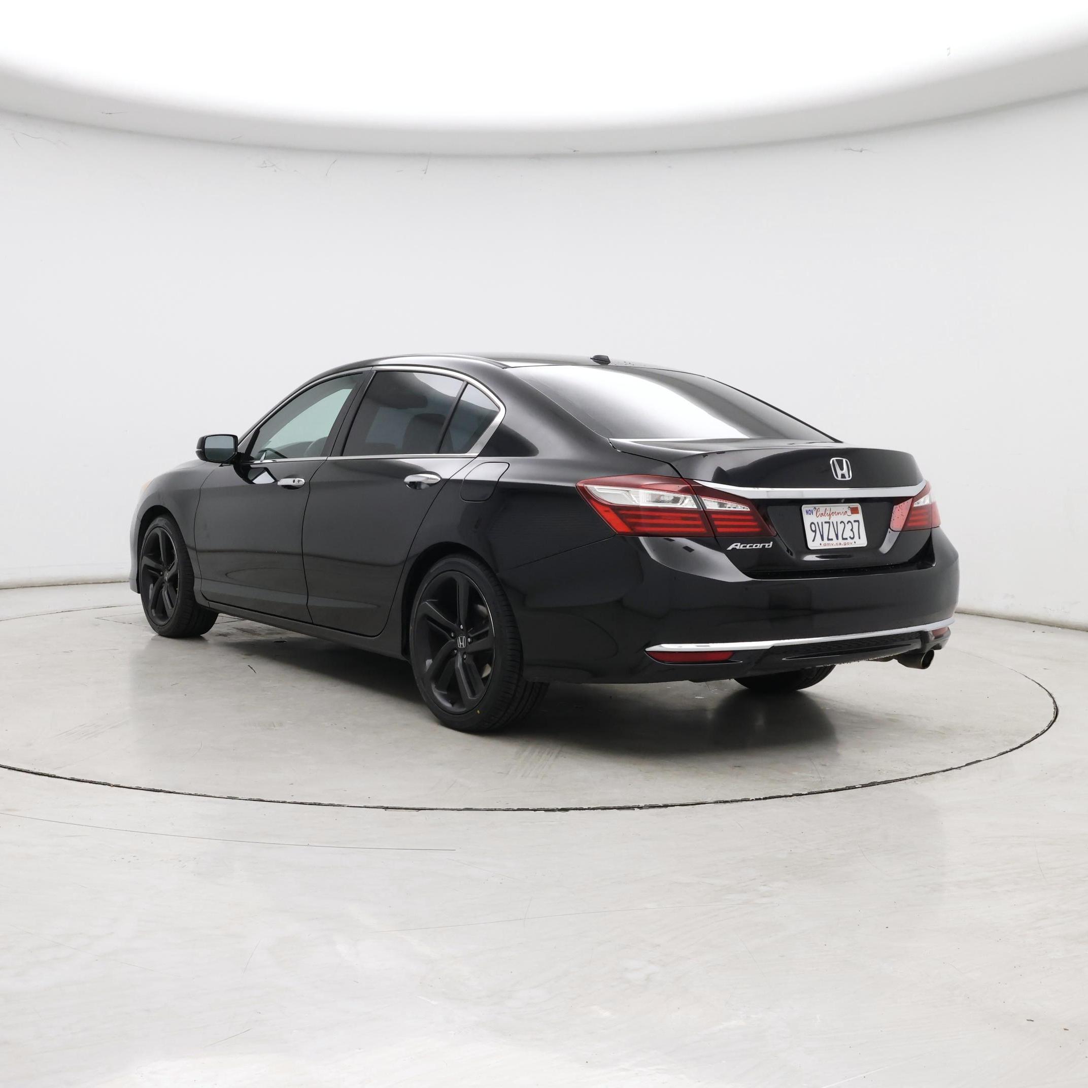 Thumbnail: 2017 Honda Accord - 2