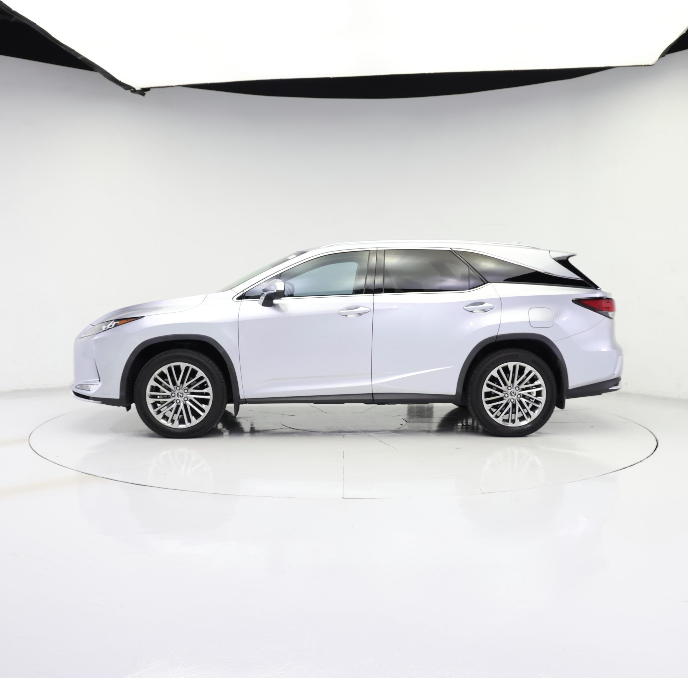 Thumbnail: 2022 Lexus RX - 3
