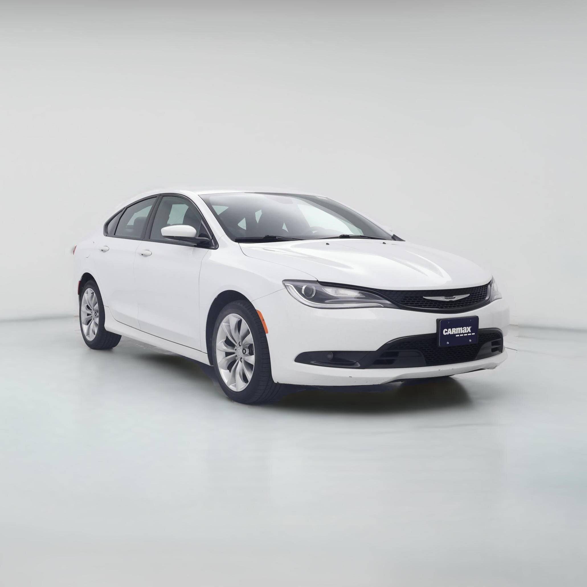 Thumbnail: 2016 Chrysler 200 - 1