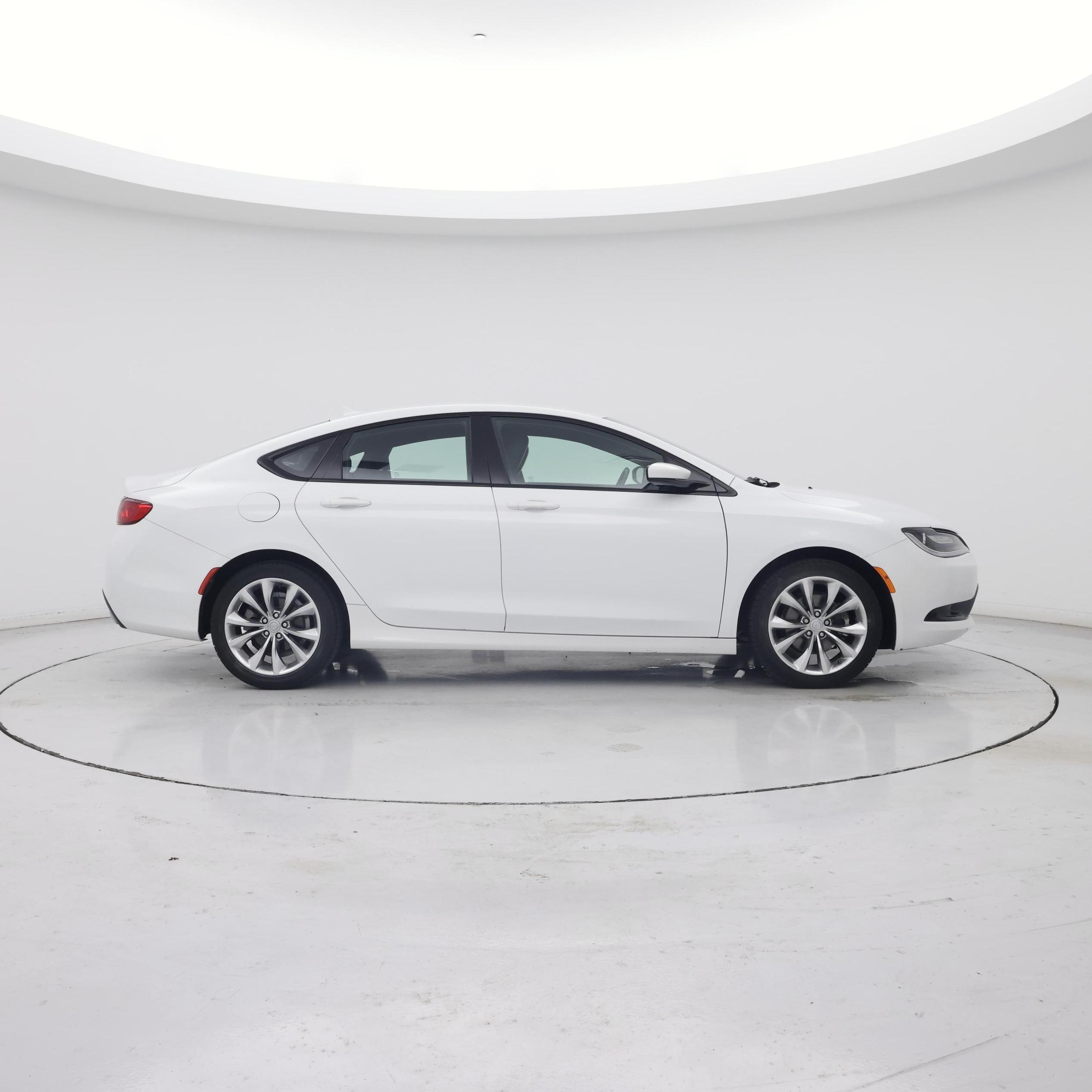 Thumbnail: 2016 Chrysler 200 - 7