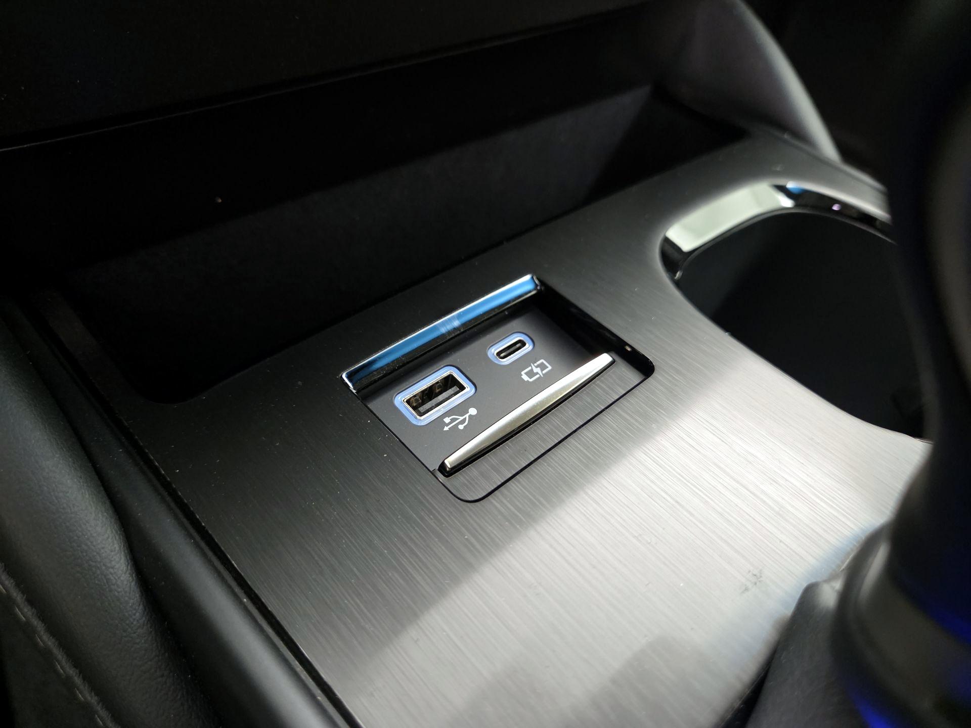 Thumbnail: 2025 Lexus ES - 18