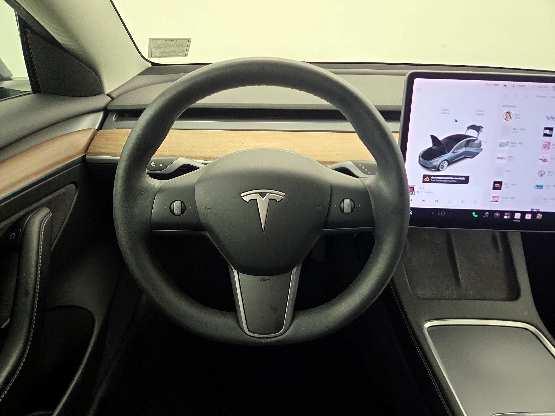 Thumbnail: 2022 Tesla Model 3 - 10