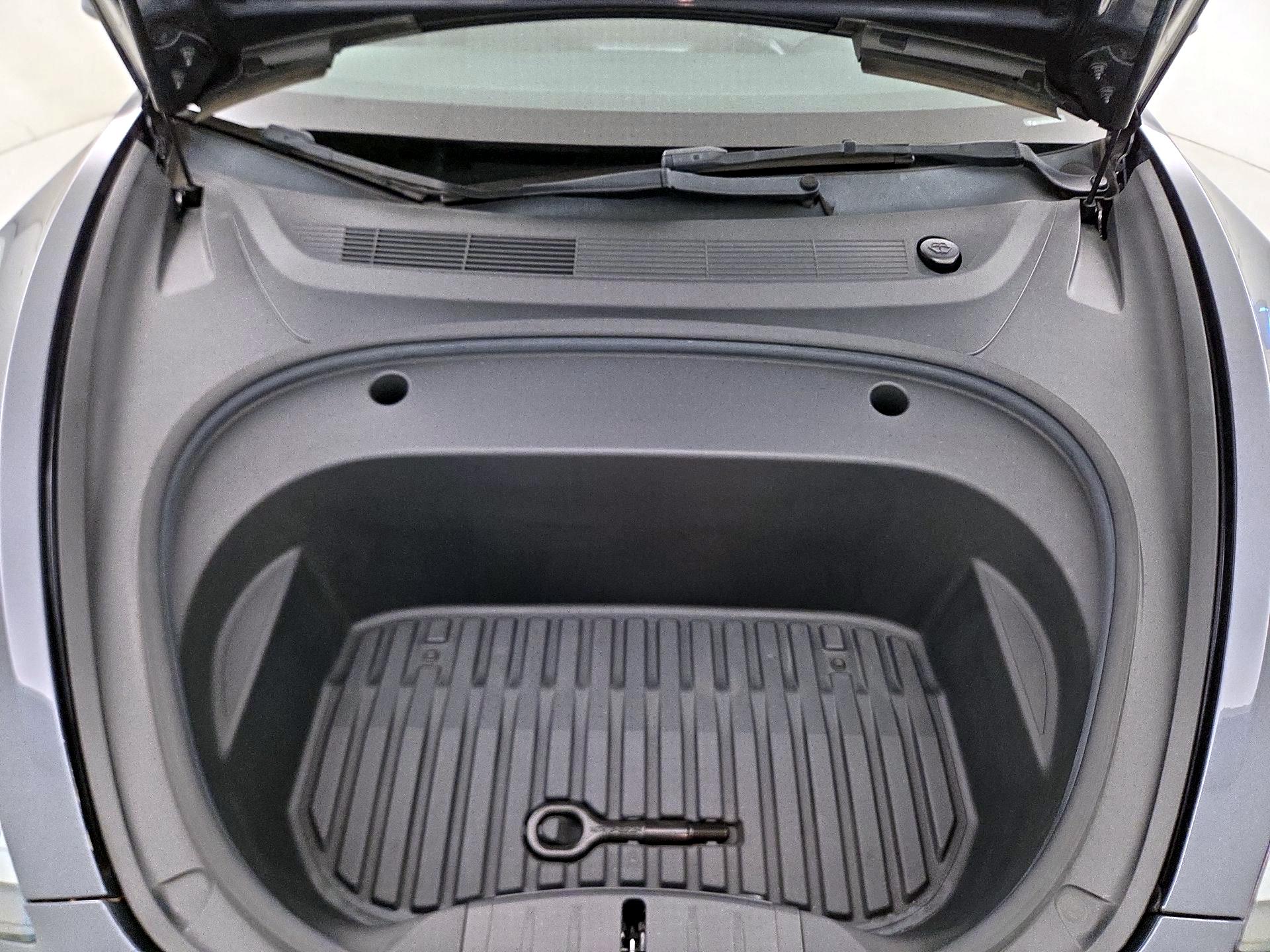 Thumbnail: 2022 Tesla Model 3 - 20