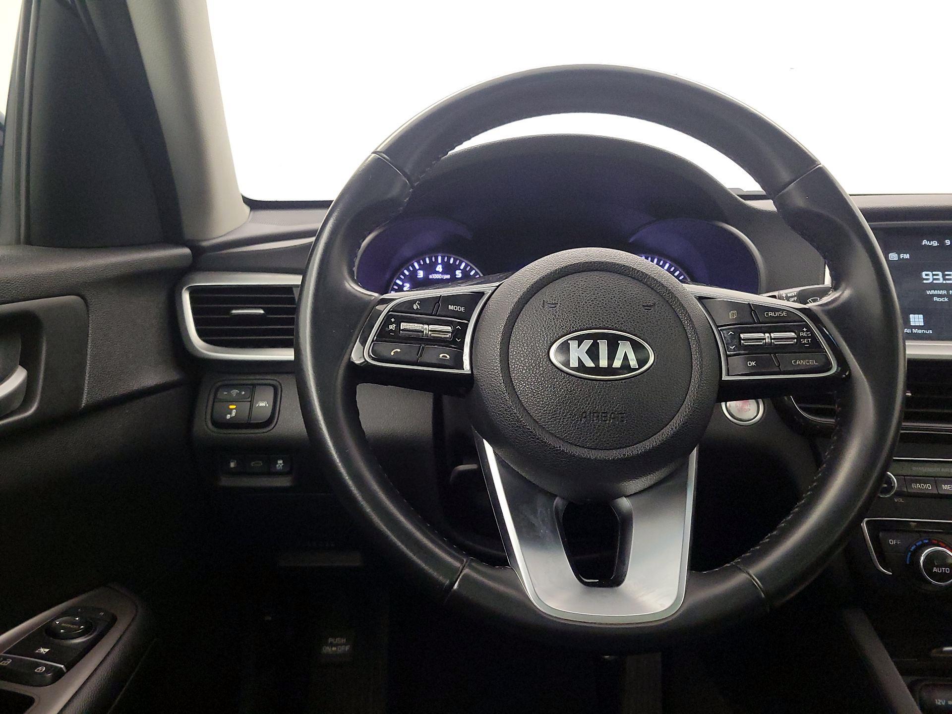 Thumbnail: 2019 Kia Optima - 10