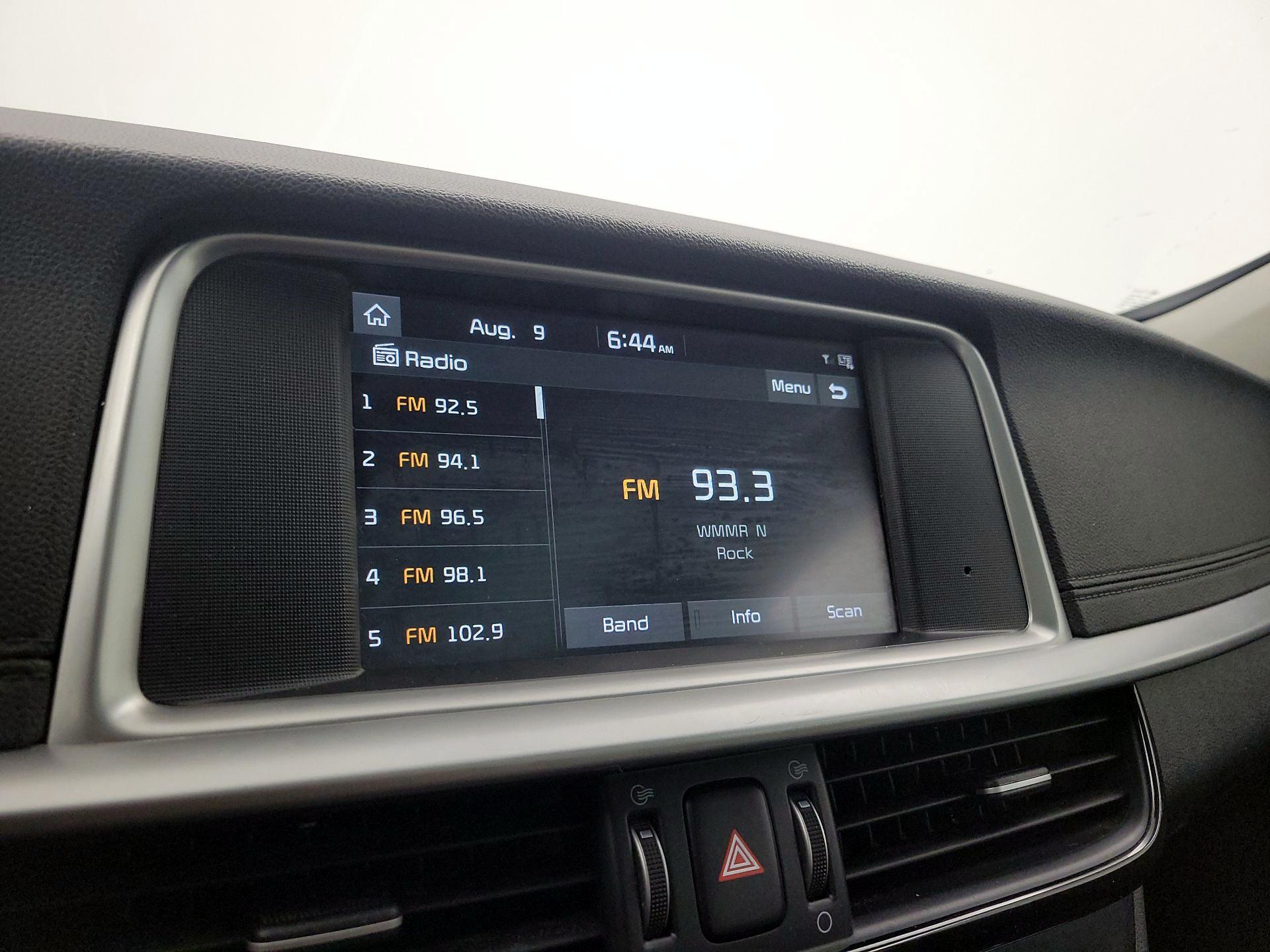 Thumbnail: 2019 Kia Optima - 15