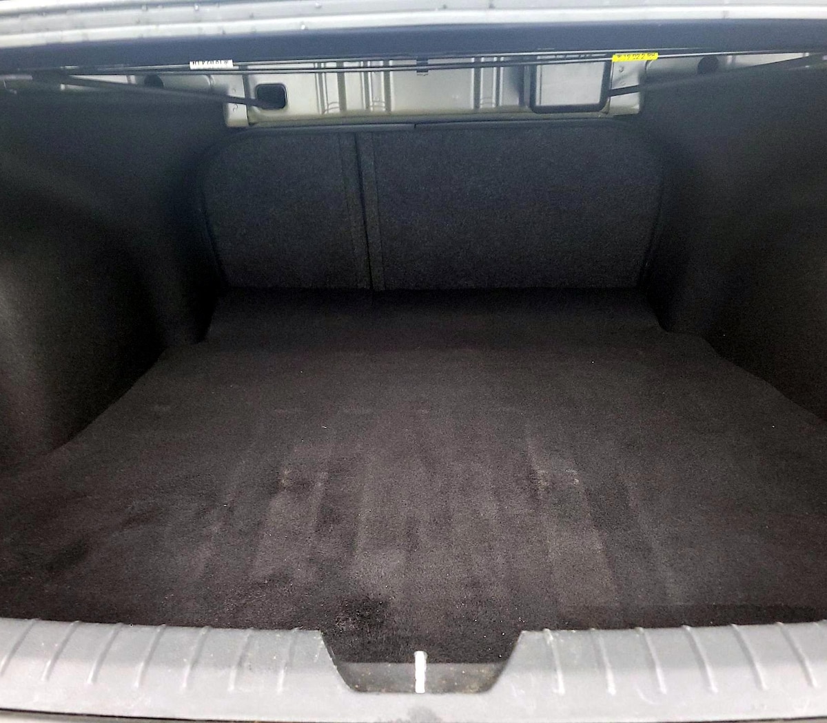 Trunk/Cargo (Seats Up)