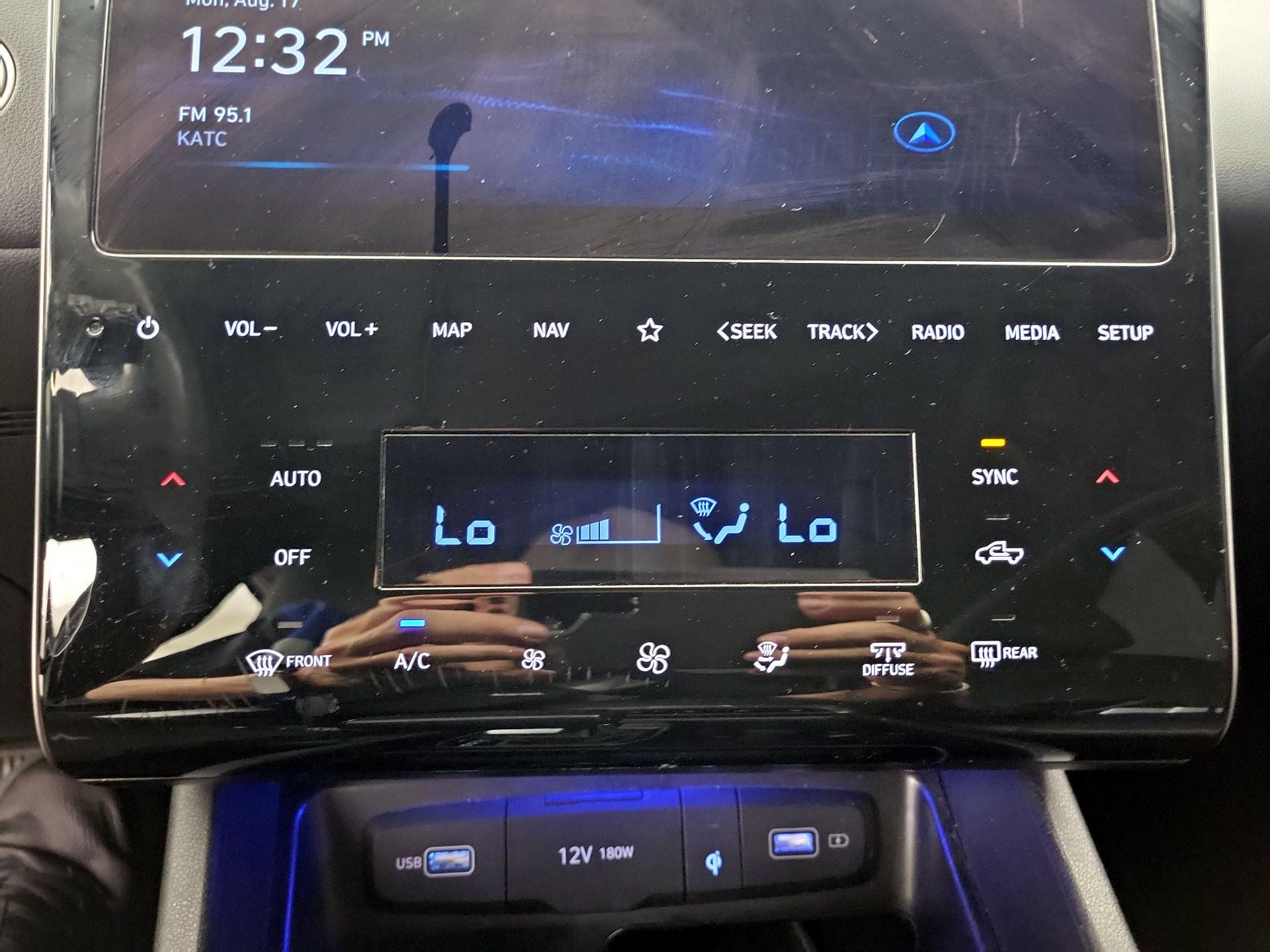 Thumbnail: 2023 Hyundai Santa Cruz - 17