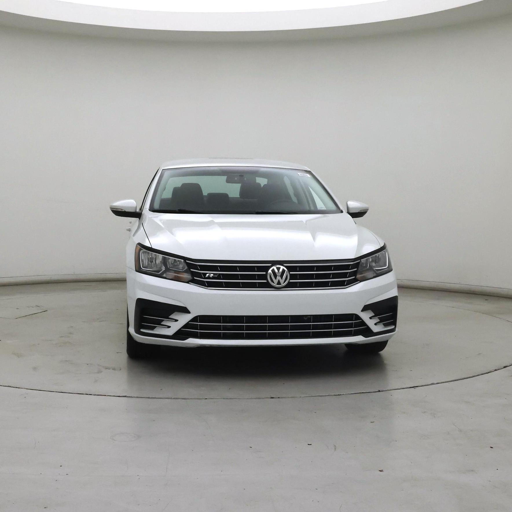 Thumbnail: 2018 Volkswagen Passat - 5