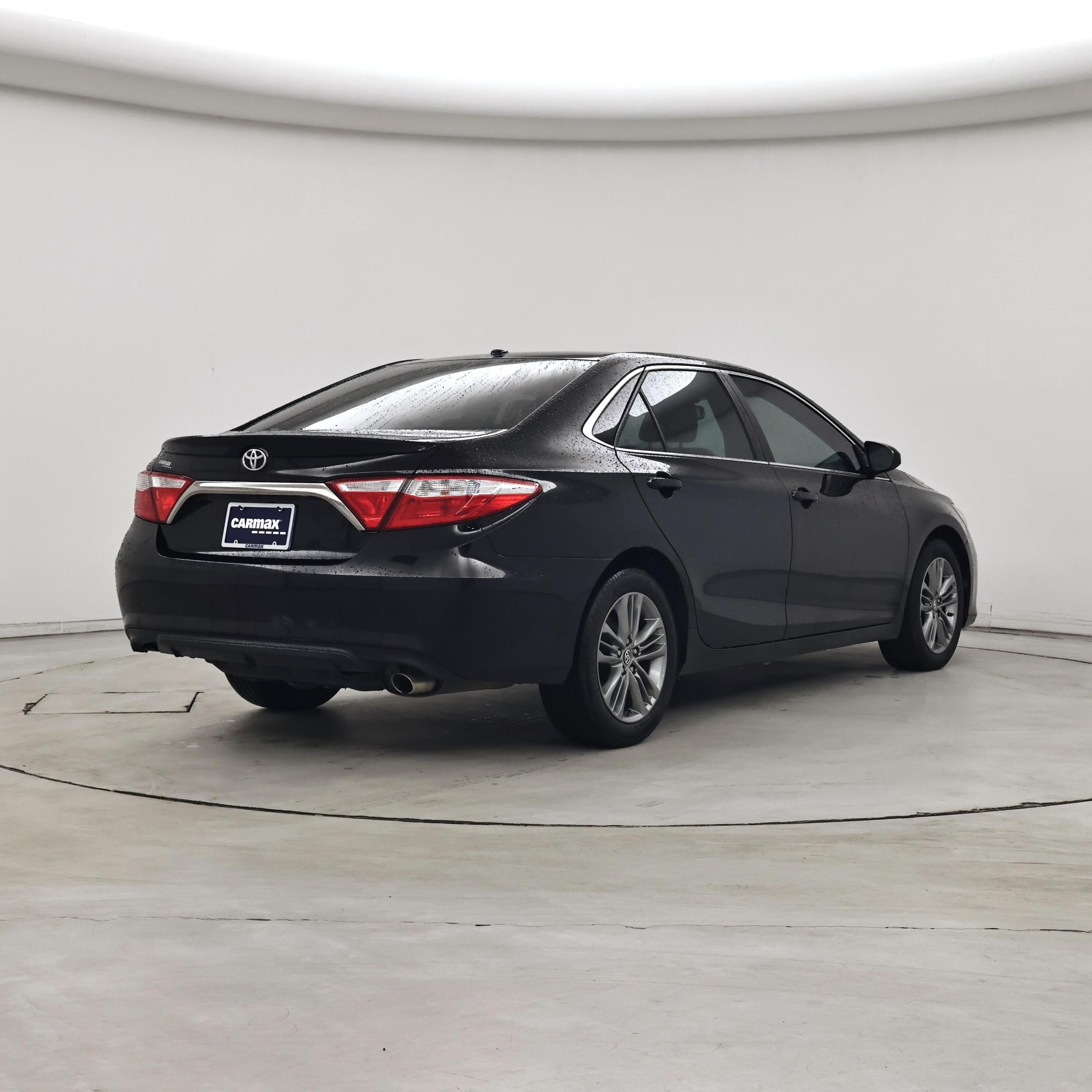 Thumbnail: 2015 Toyota Camry - 8