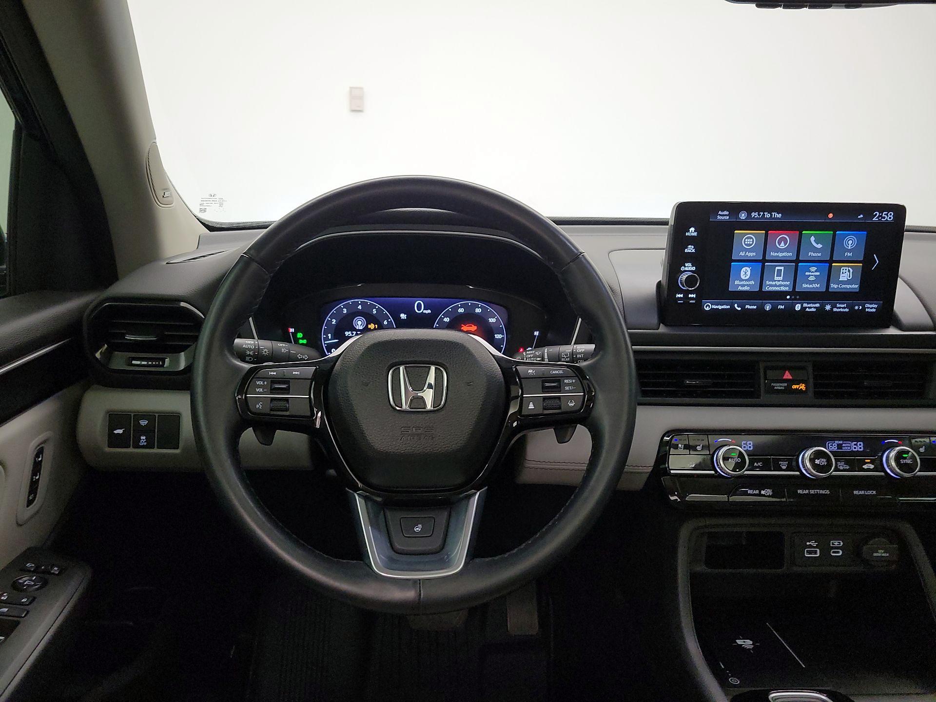 Thumbnail: 2023 Honda Pilot - 10