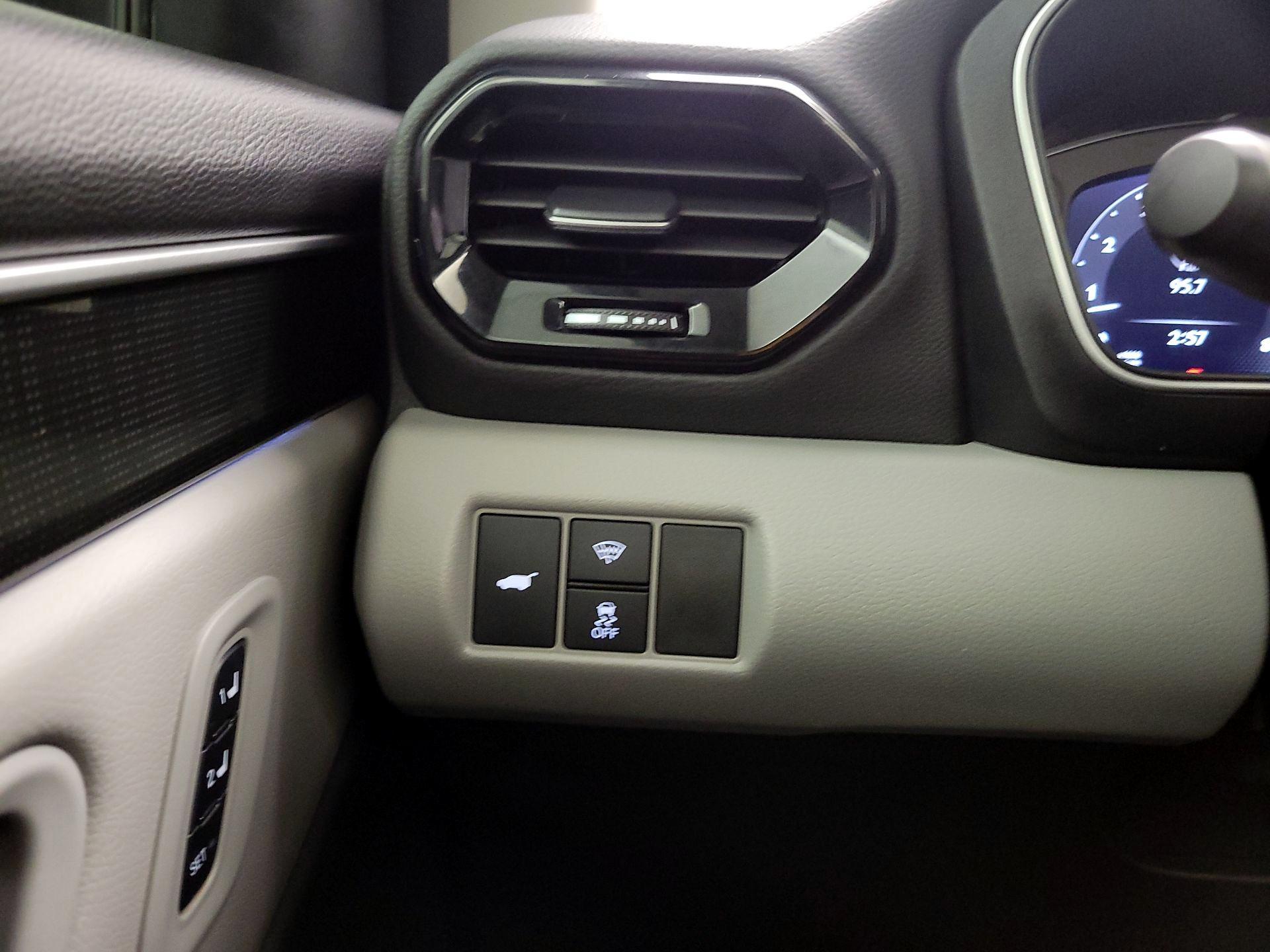 Thumbnail: 2023 Honda Pilot - 13