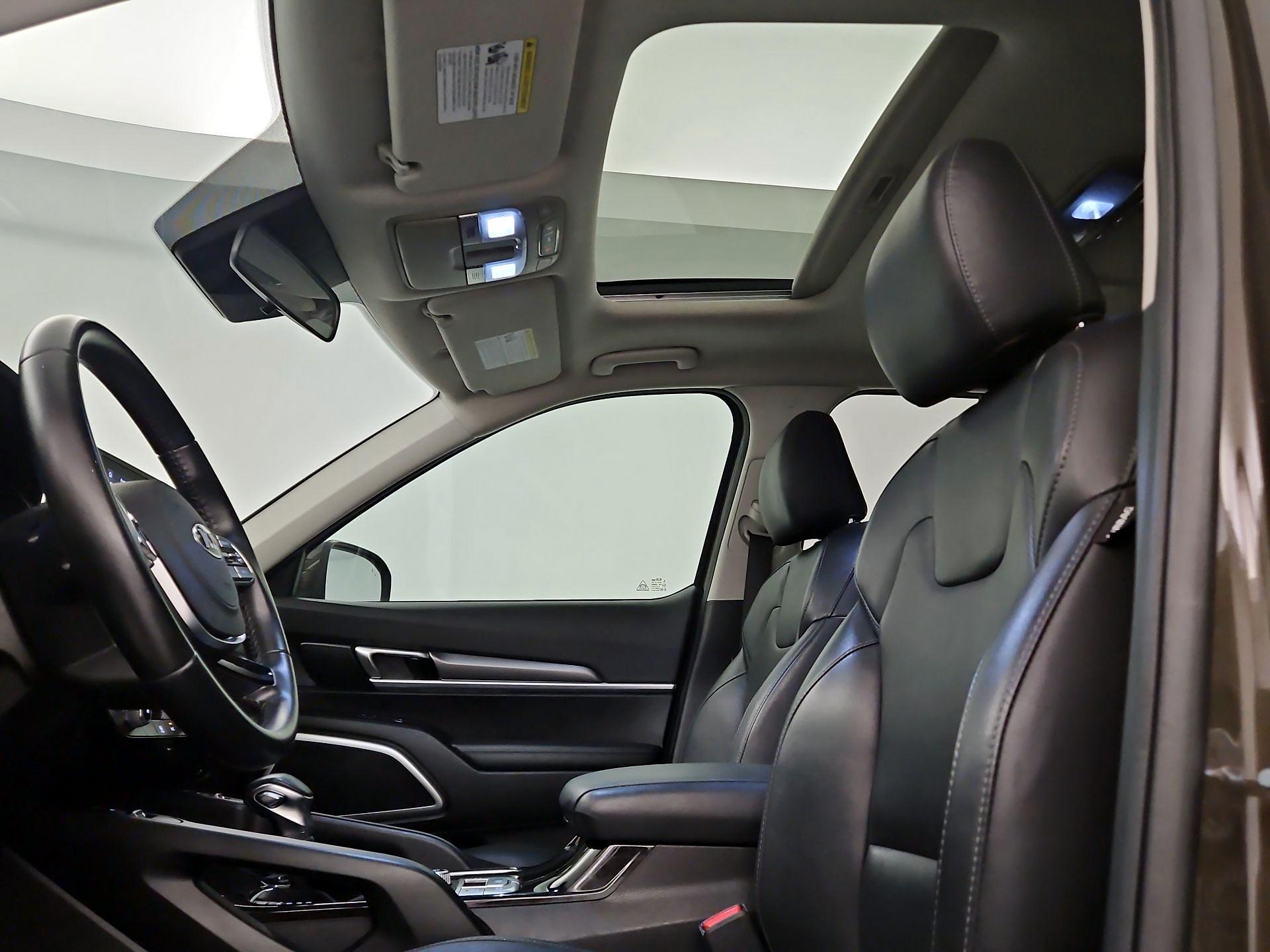 Thumbnail: 2020 Kia Telluride - 17