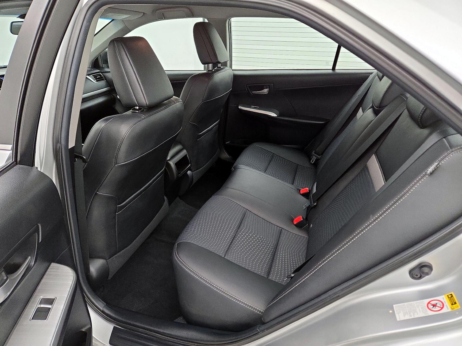 Thumbnail: 2014 Toyota Camry - 20