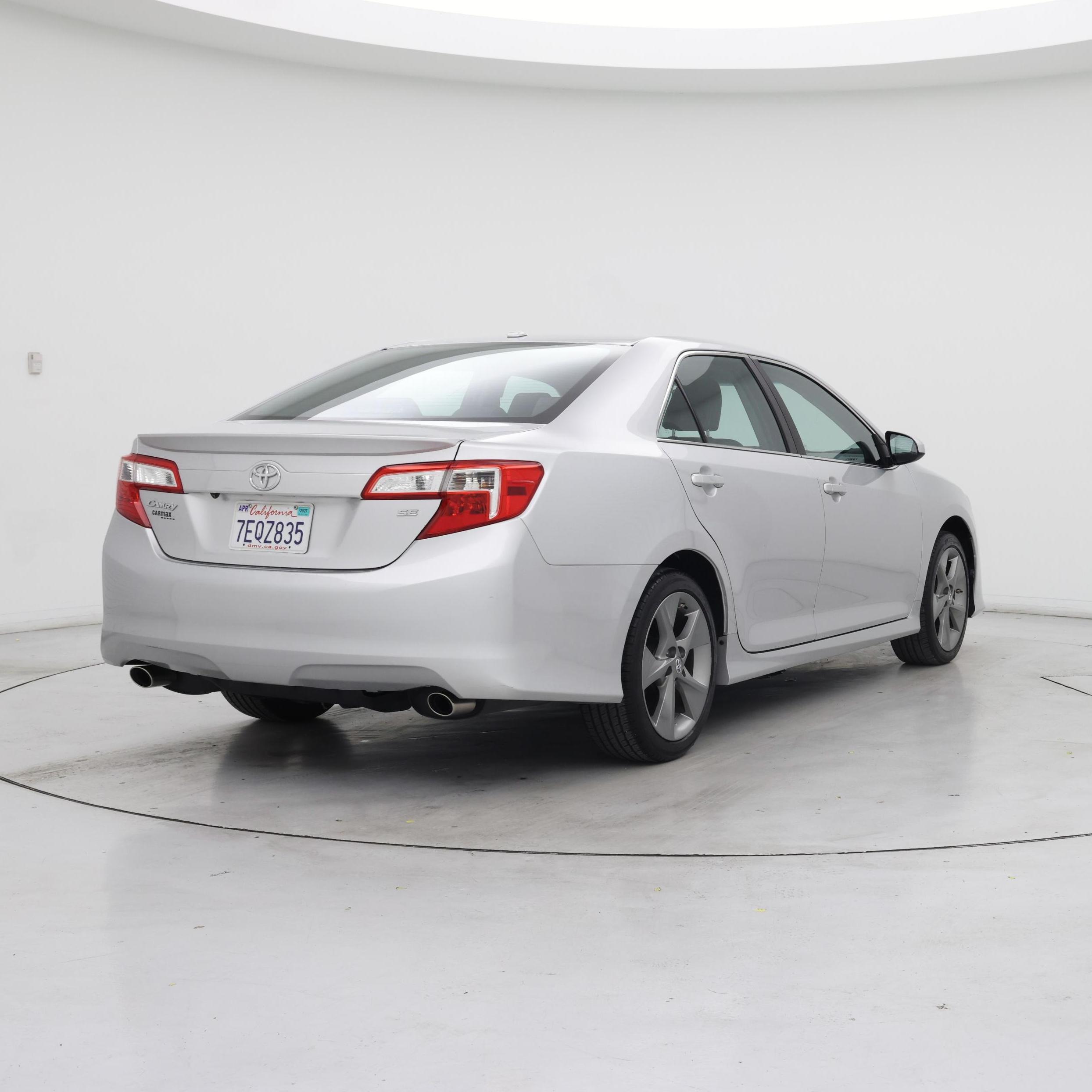 Thumbnail: 2014 Toyota Camry - 8