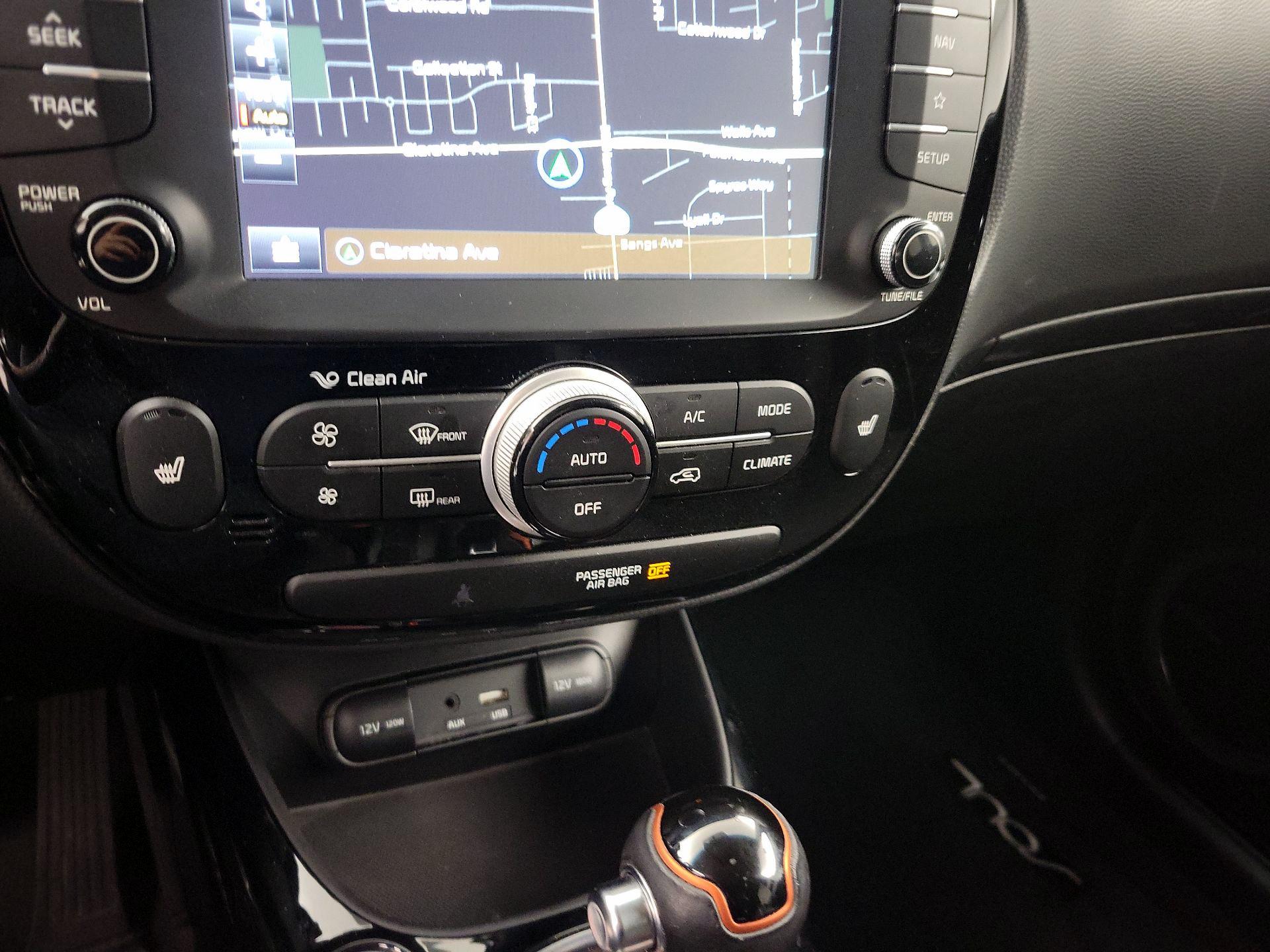 Thumbnail: 2018 Kia Soul - 17