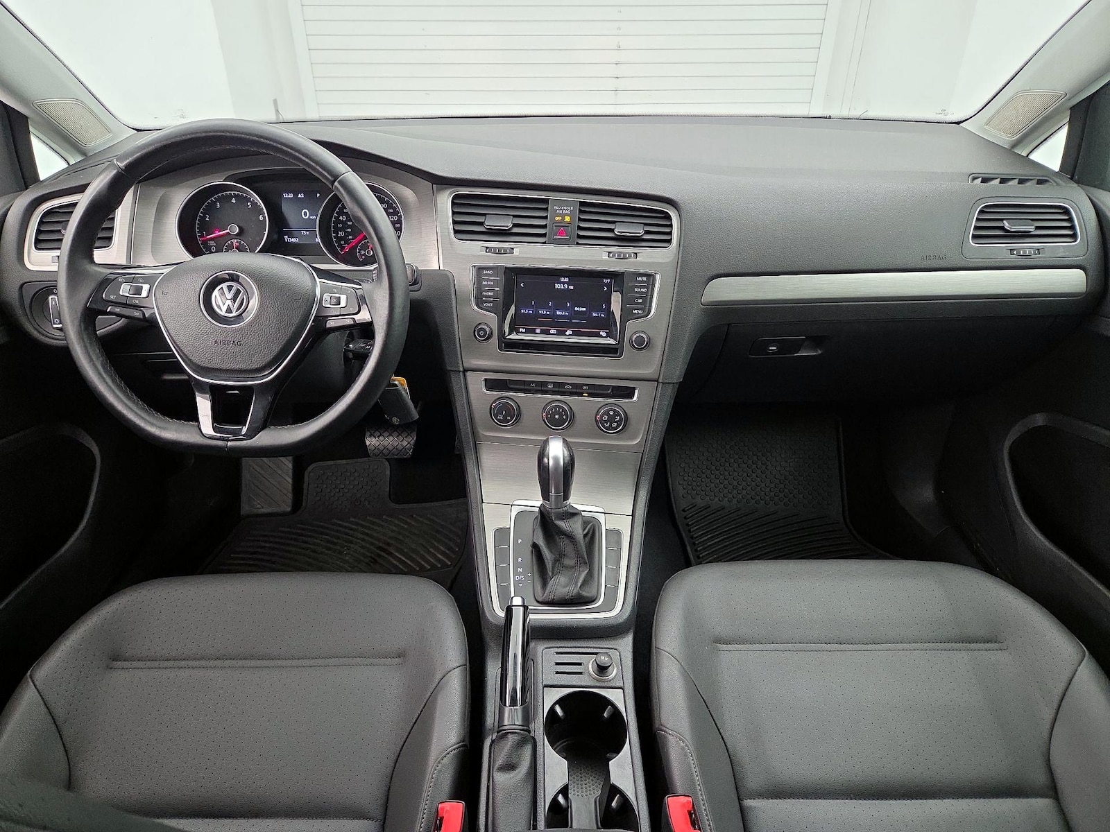 2015 Volkswagen Golf TSI S - Photo 10