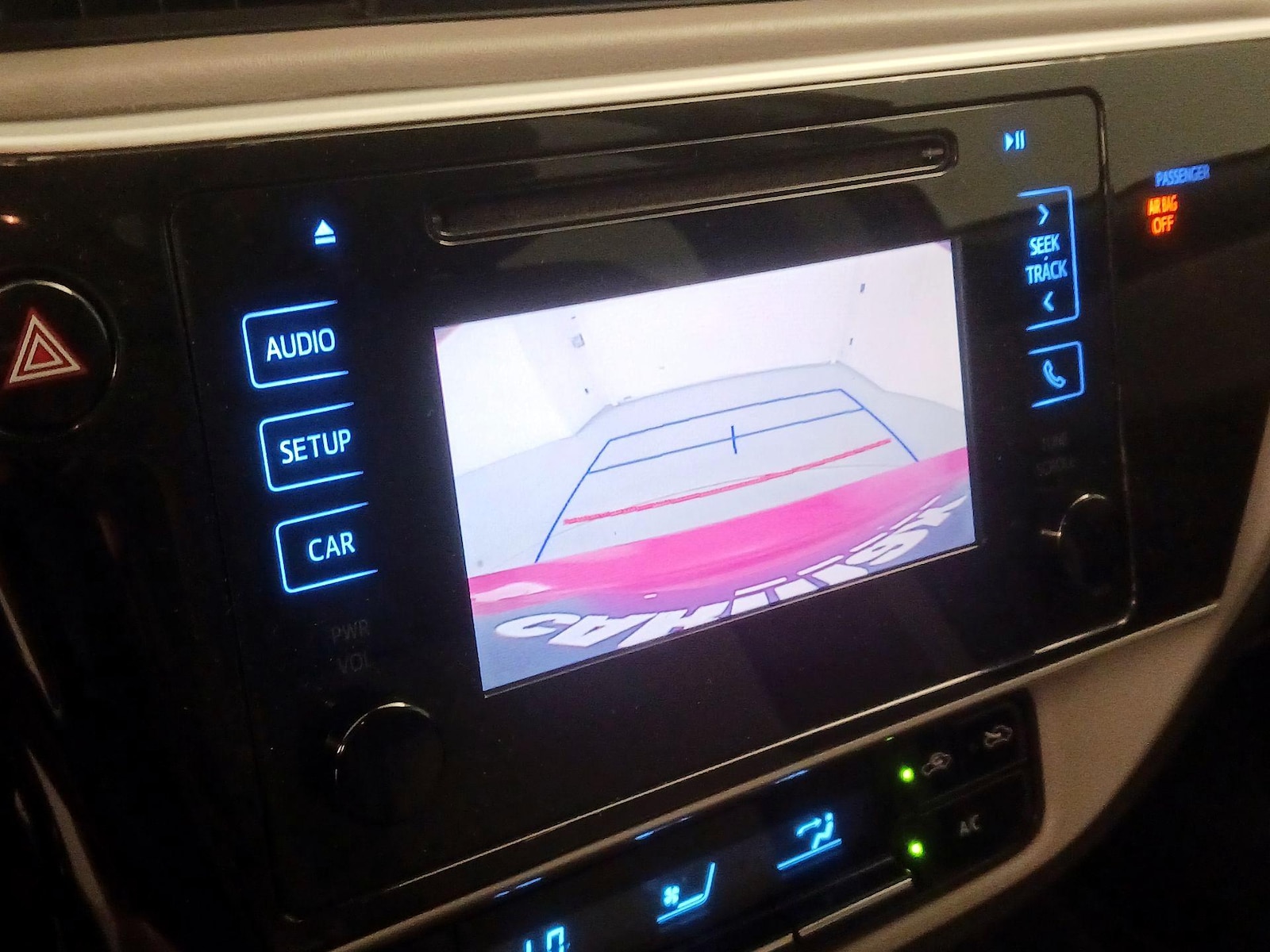 2019 Toyota Corolla LE - Photo 15