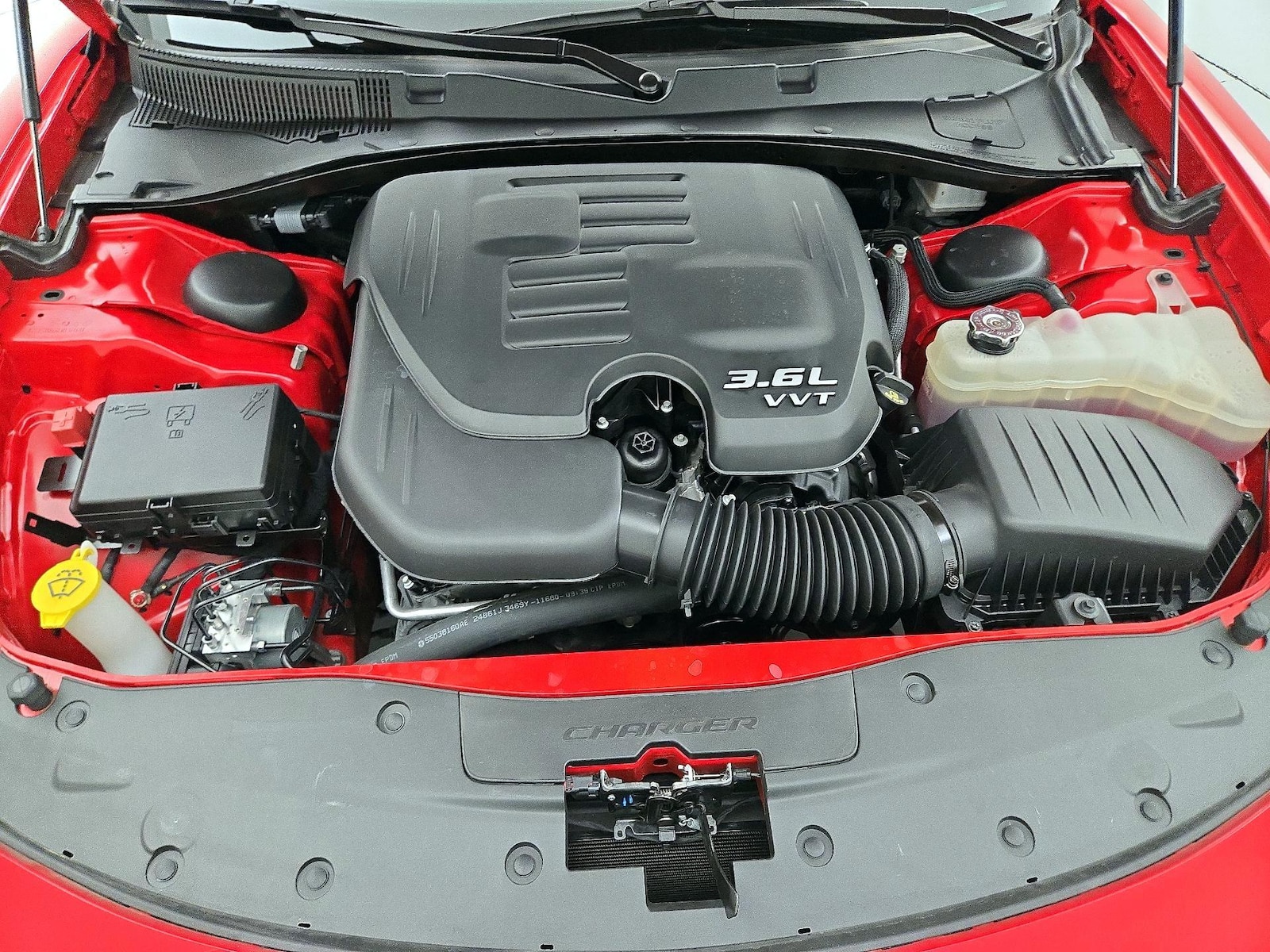 2020 Dodge Charger SXT - Photo 13