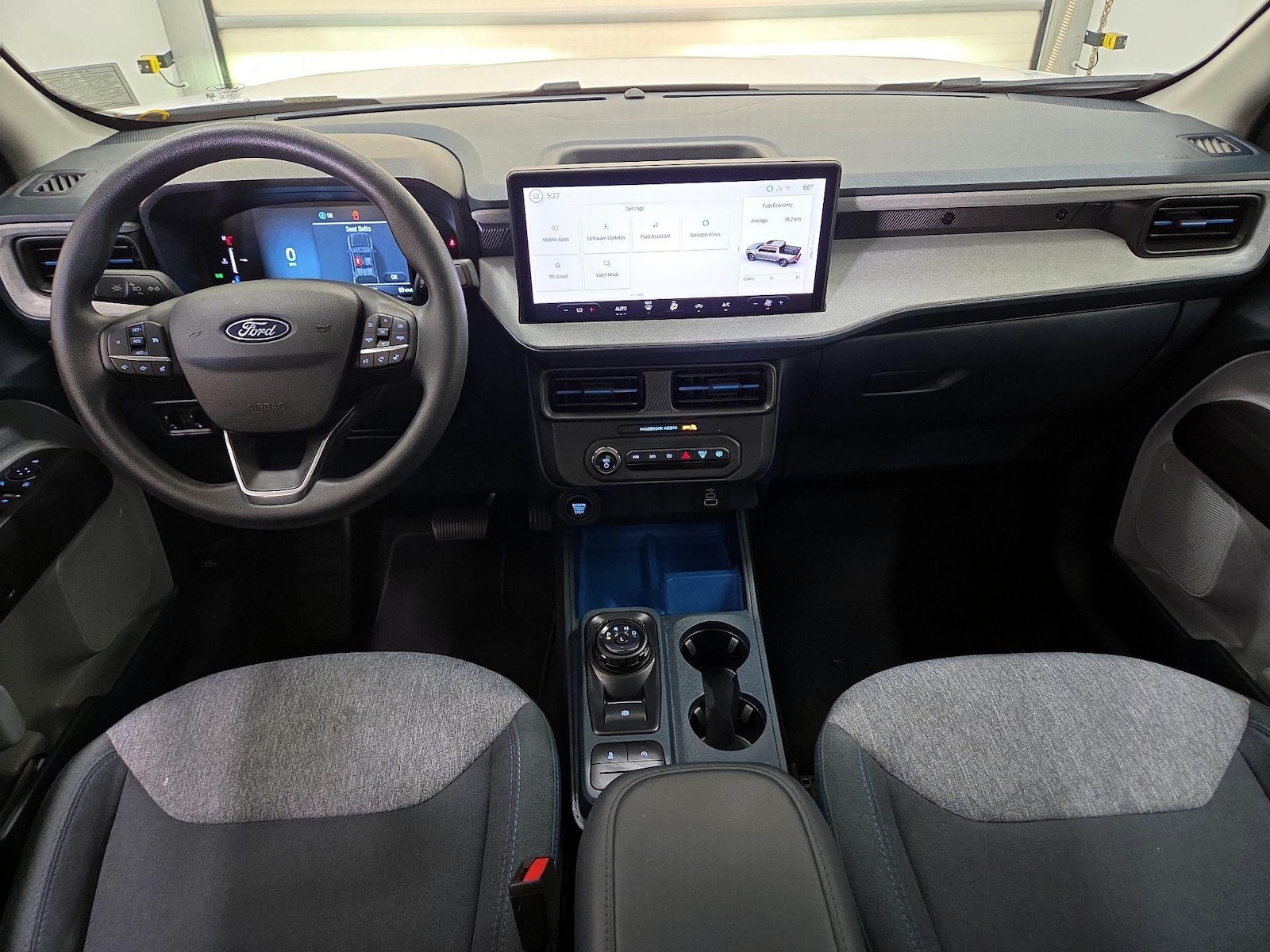 2026 Ford Maverick XLT - Photo 10
