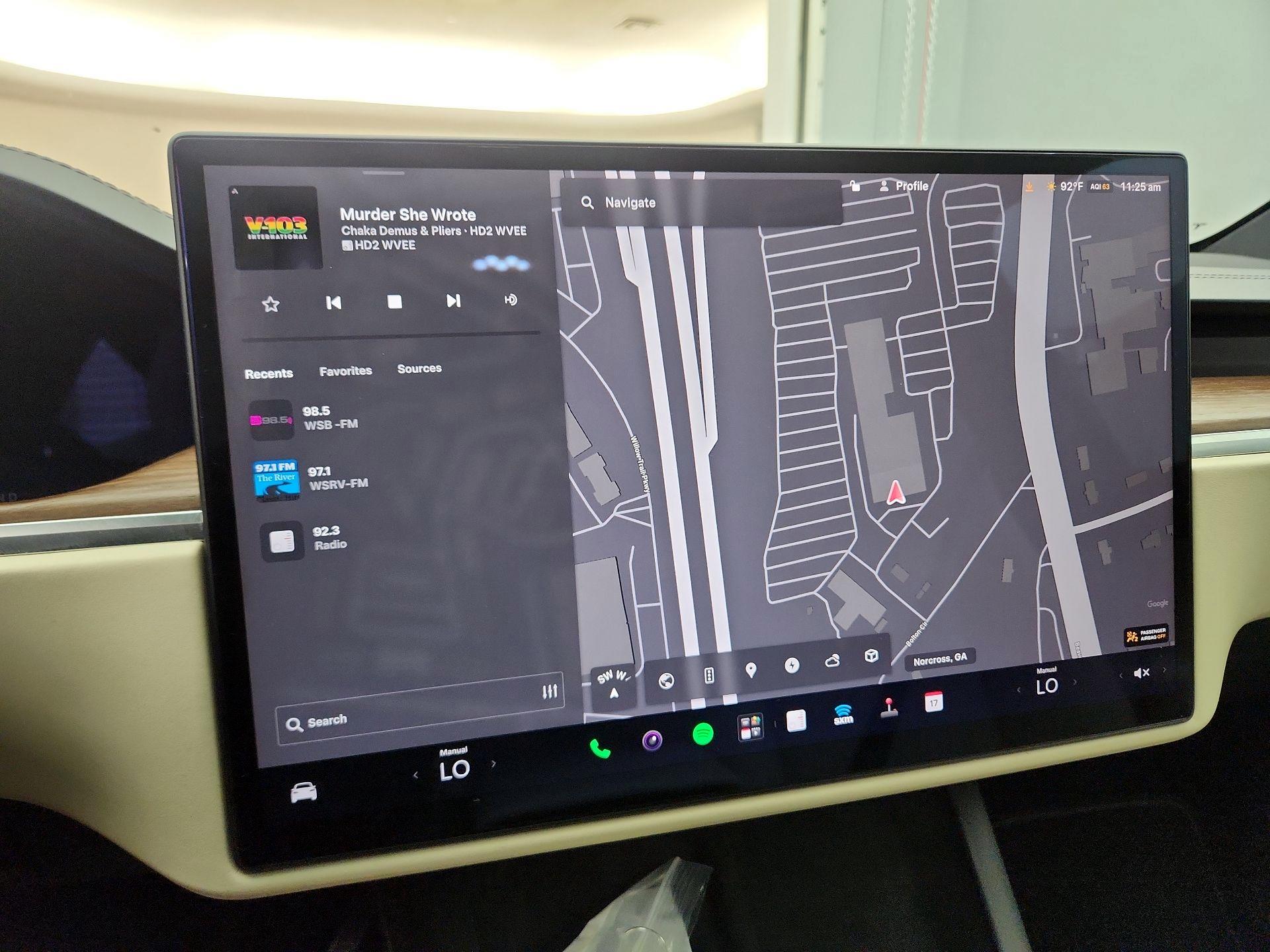 Thumbnail: 2023 Tesla Model X - 13