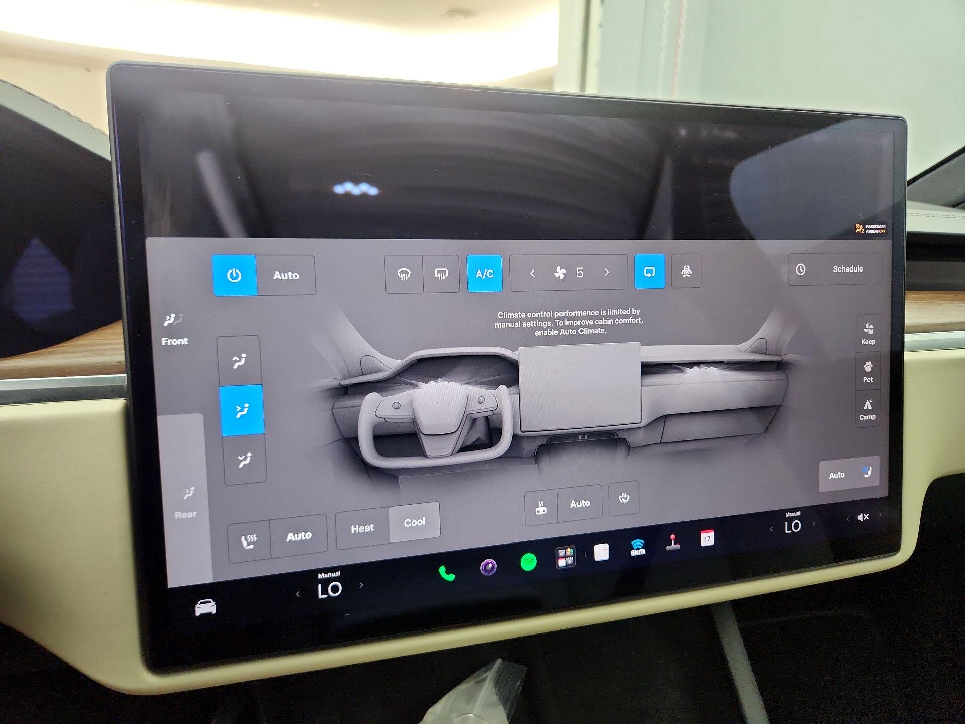Thumbnail: 2023 Tesla Model X - 16