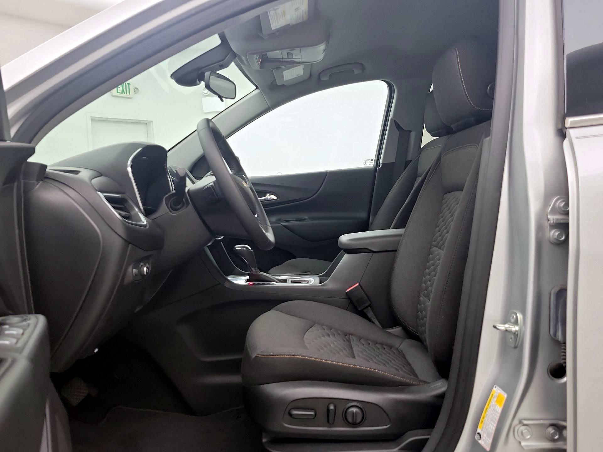 Thumbnail: 2020 Chevrolet Equinox - 11