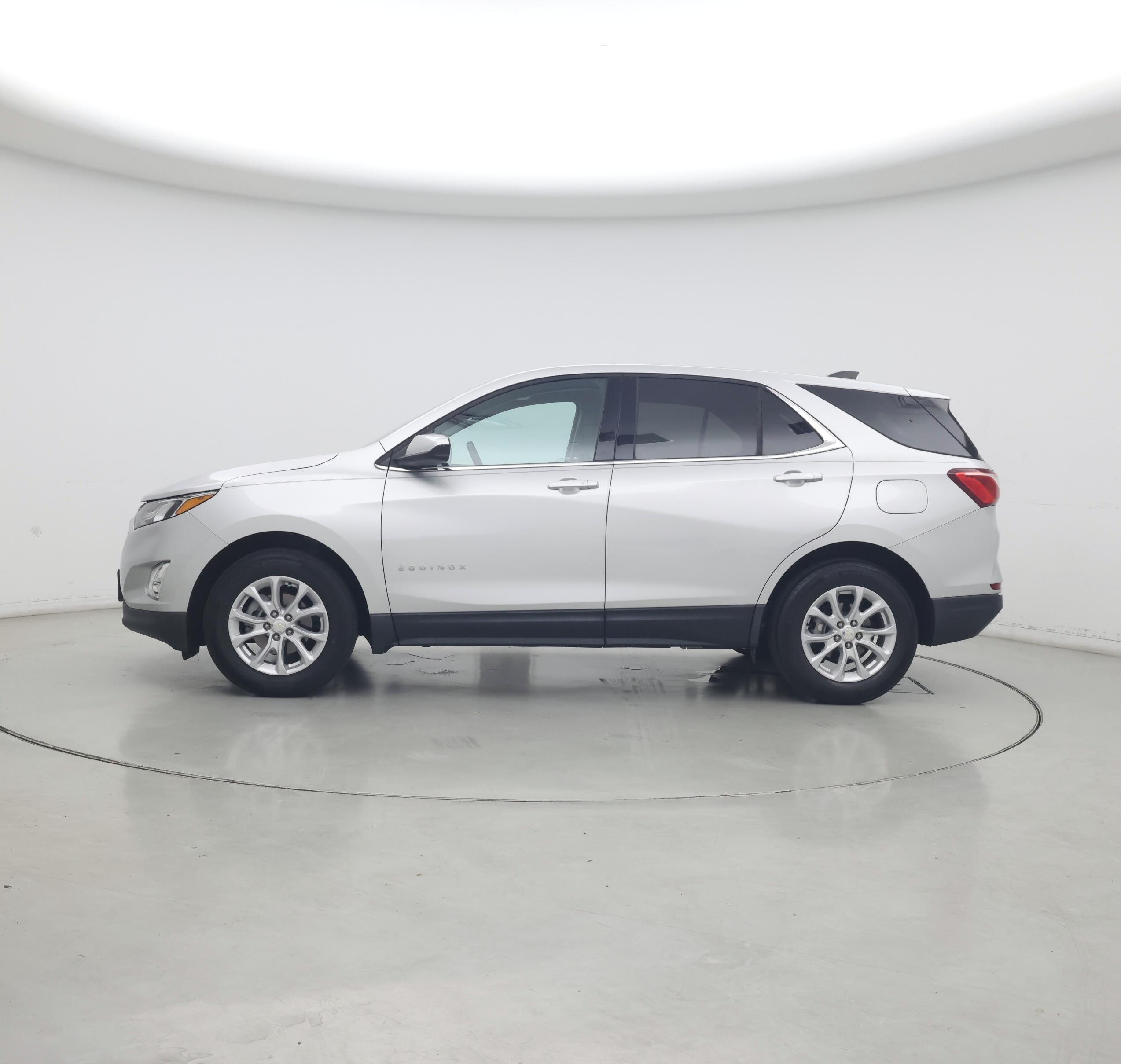 Thumbnail: 2020 Chevrolet Equinox - 3