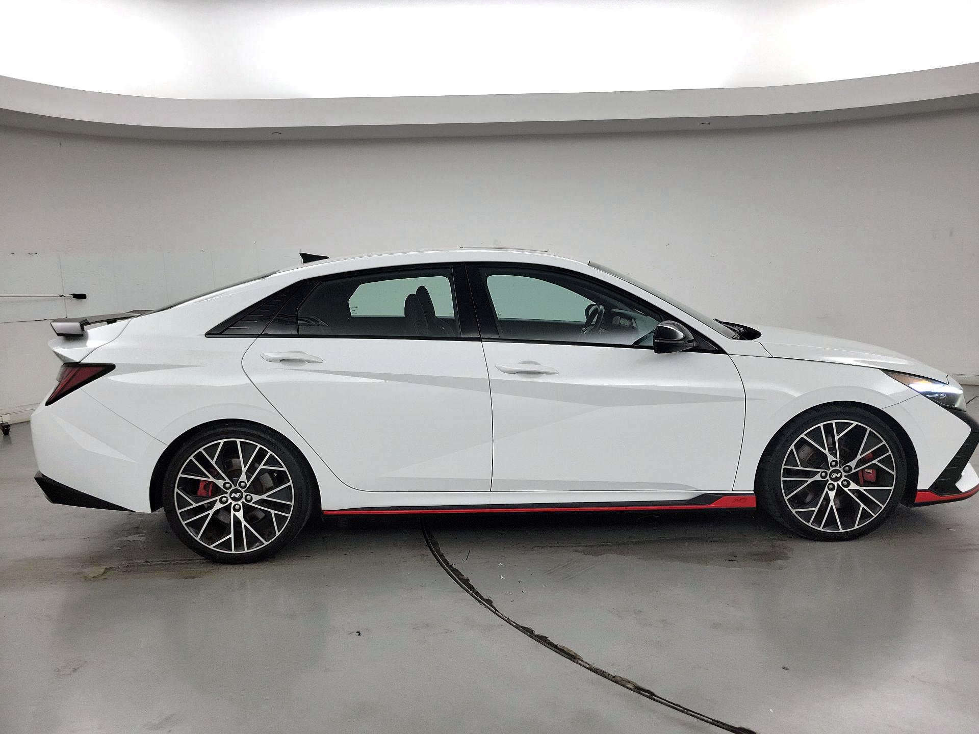 Thumbnail: 2023 Hyundai Elantra - 4