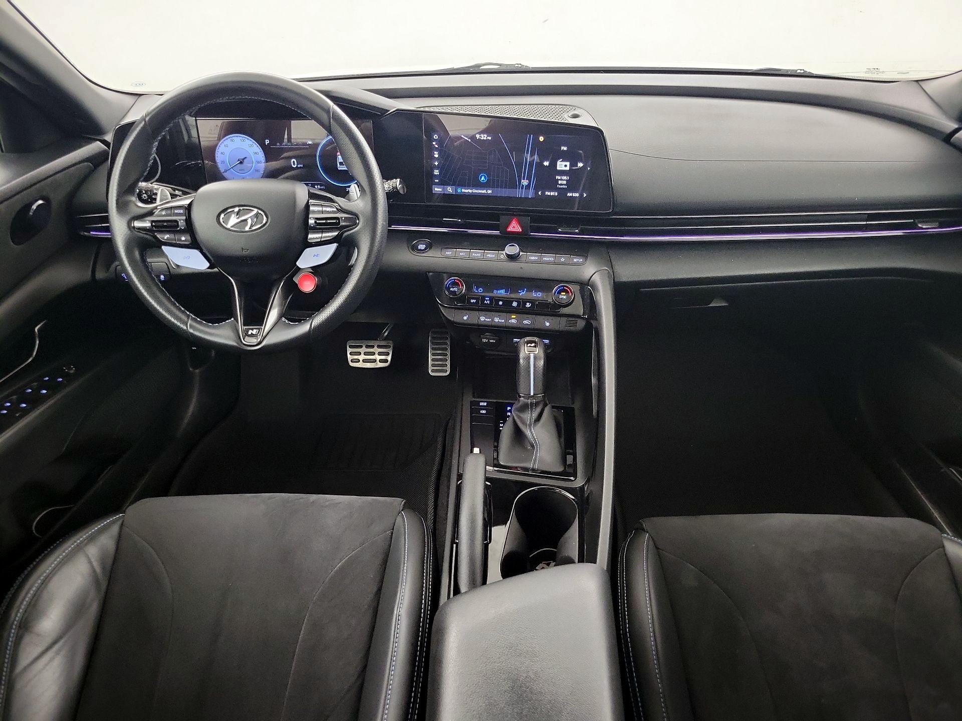 Thumbnail: 2023 Hyundai Elantra - 8