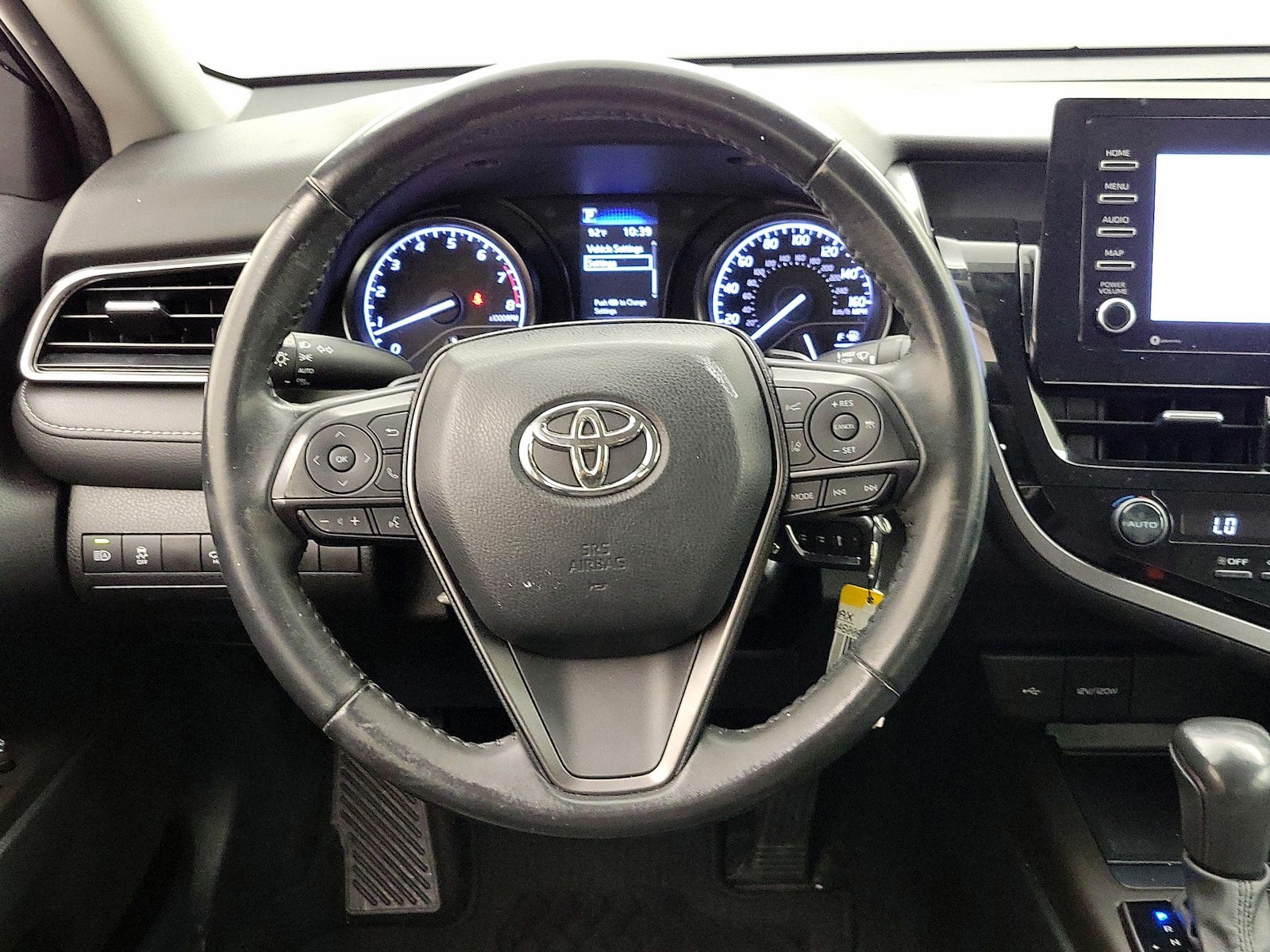 2021 Toyota Camry SE - Photo 11