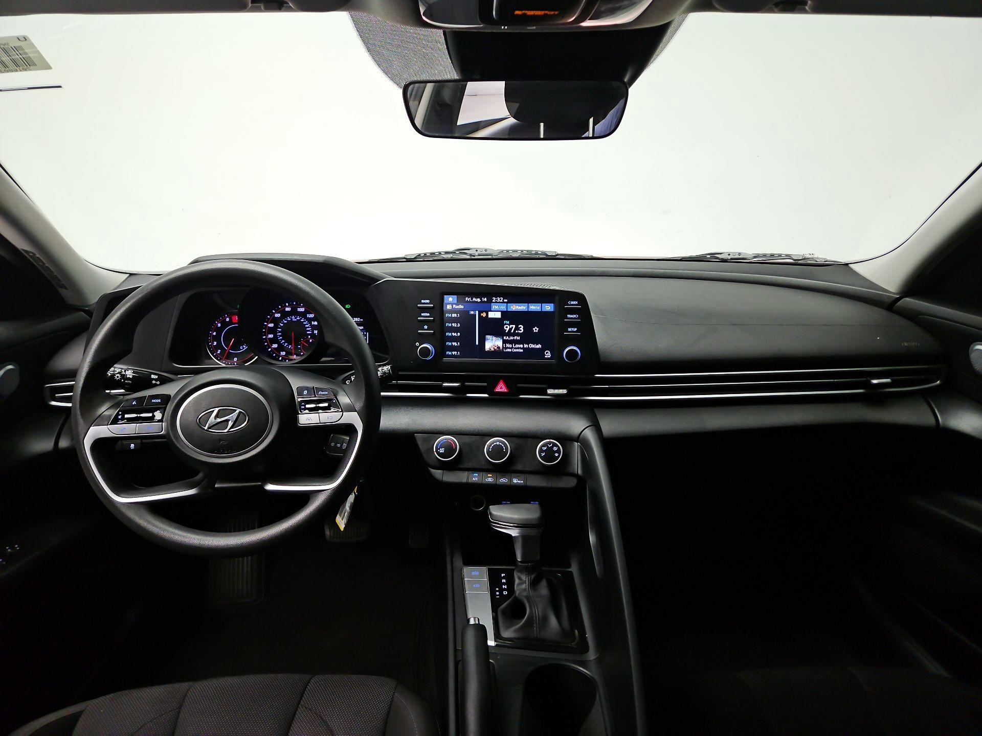 Thumbnail: 2021 Hyundai Elantra - 9
