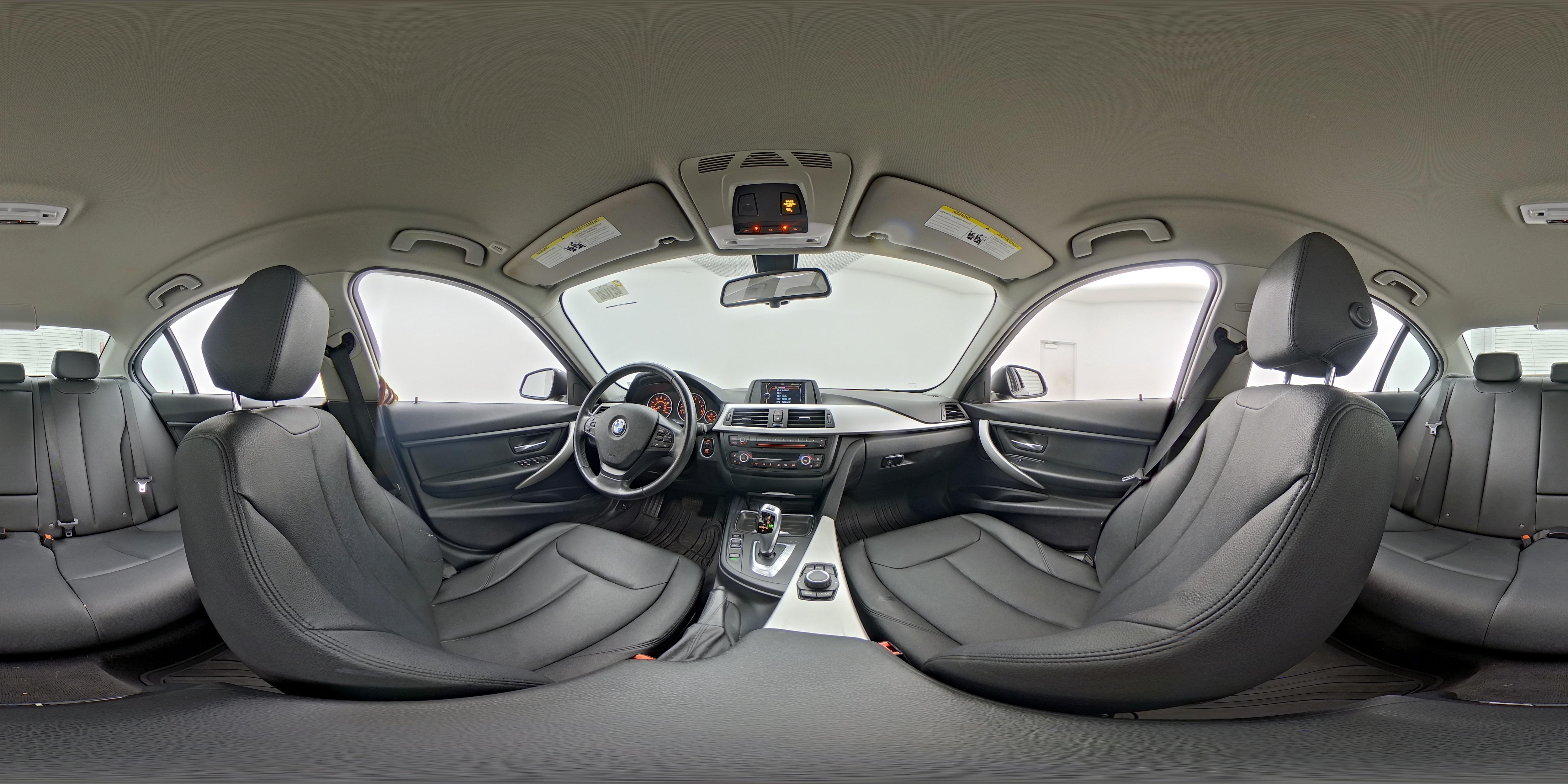 2014 BMW 3 Series 320i - Photo 23