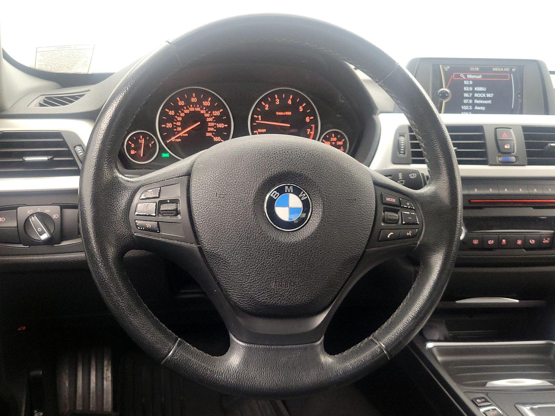 Thumbnail: 2014 BMW 3 Series - 10