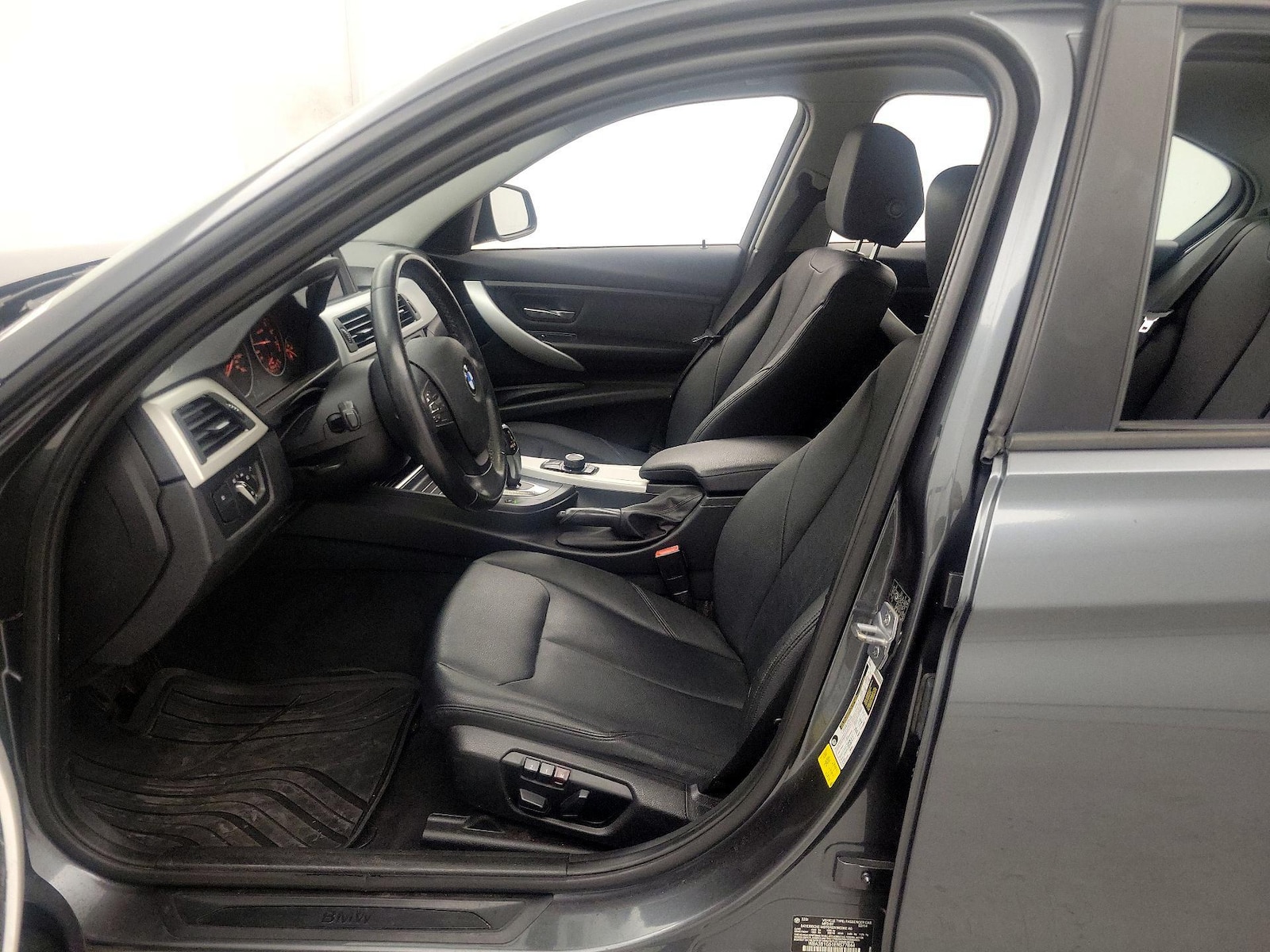 2014 BMW 3 Series 320i - Photo 12
