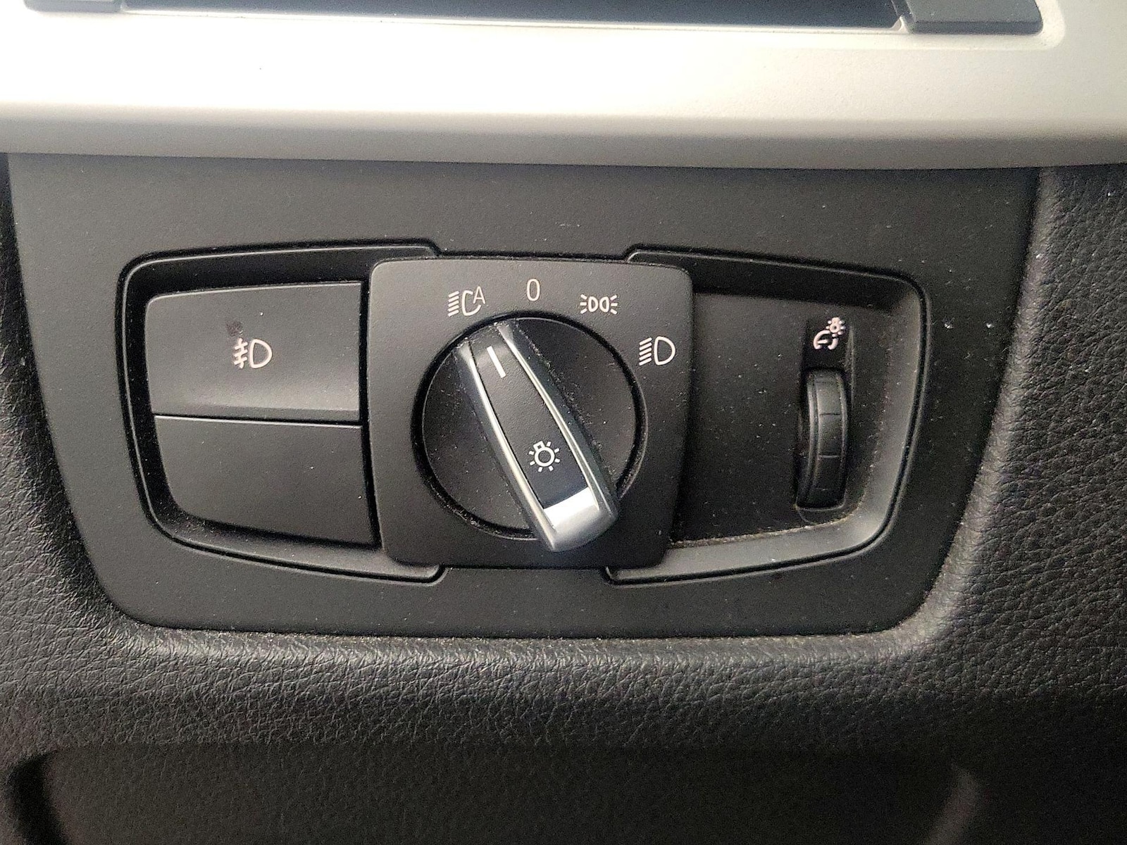 2014 BMW 3 Series 320i - Photo 14