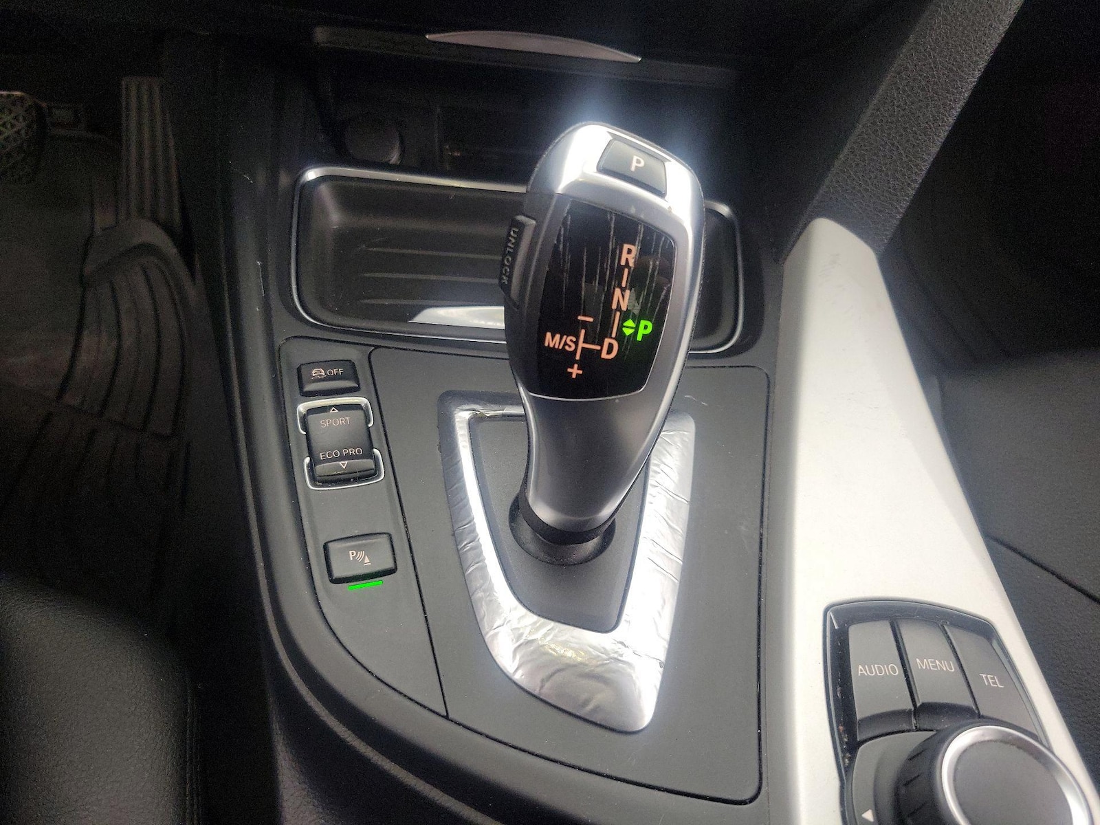 2014 BMW 3 Series 320i - Photo 17