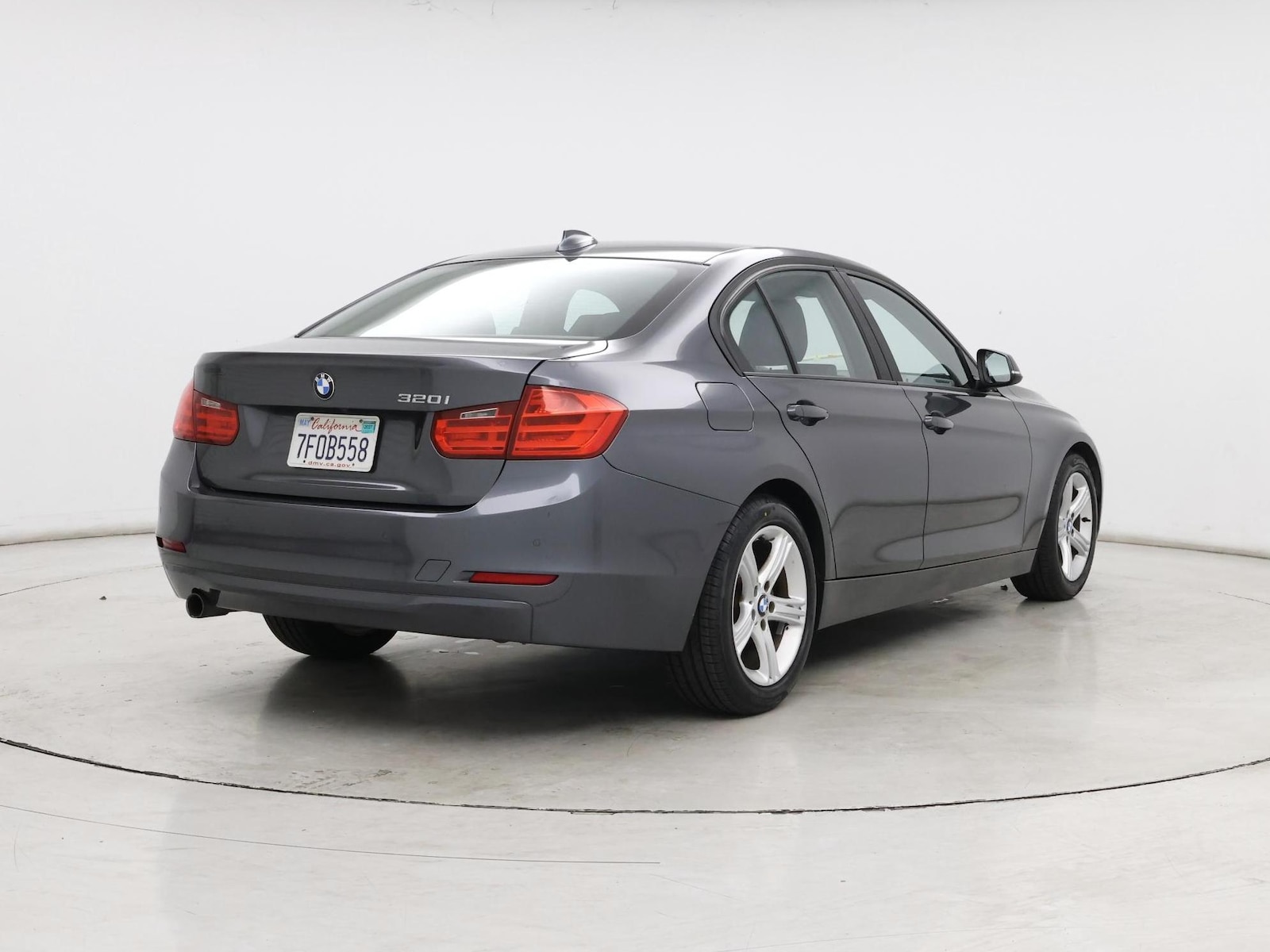2014 BMW 3 Series 320i - Photo 9