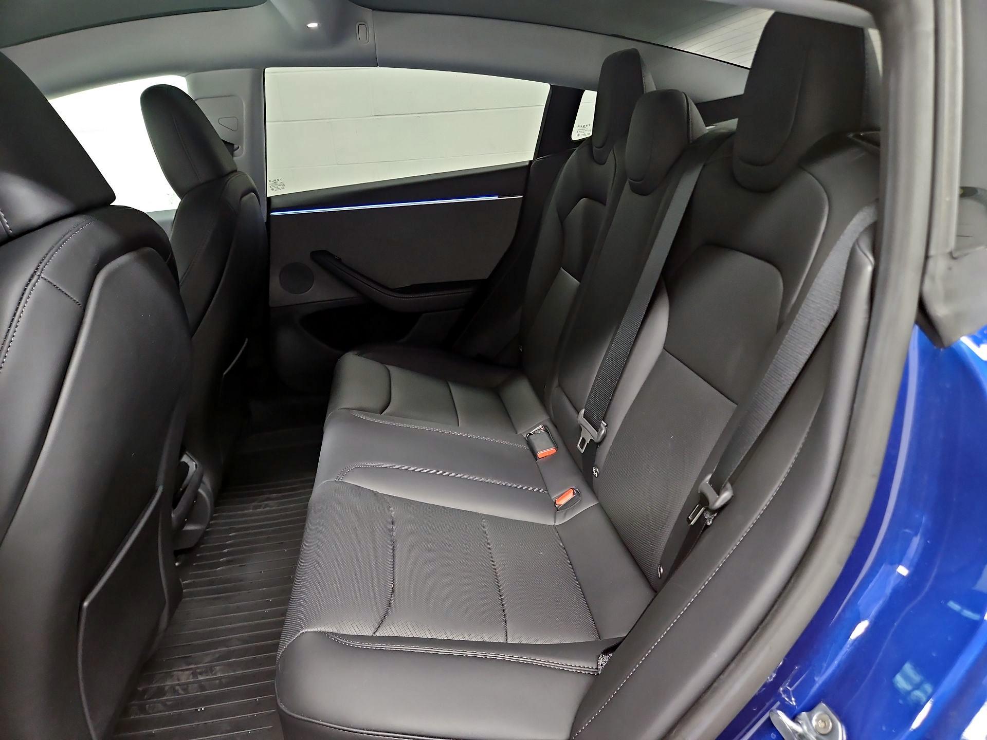 Thumbnail: 2025 Tesla Model 3 - 19